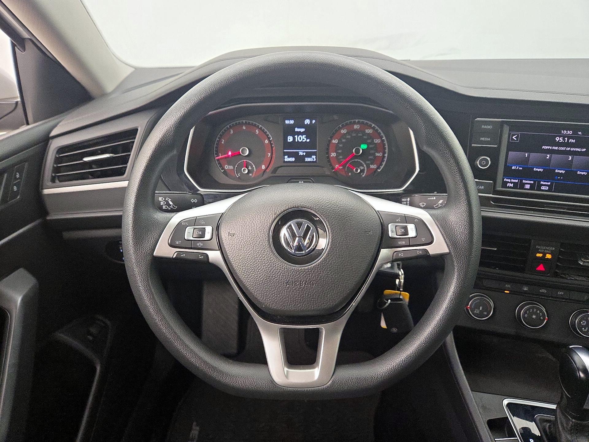 Thumbnail: 2019 Volkswagen Jetta - 10