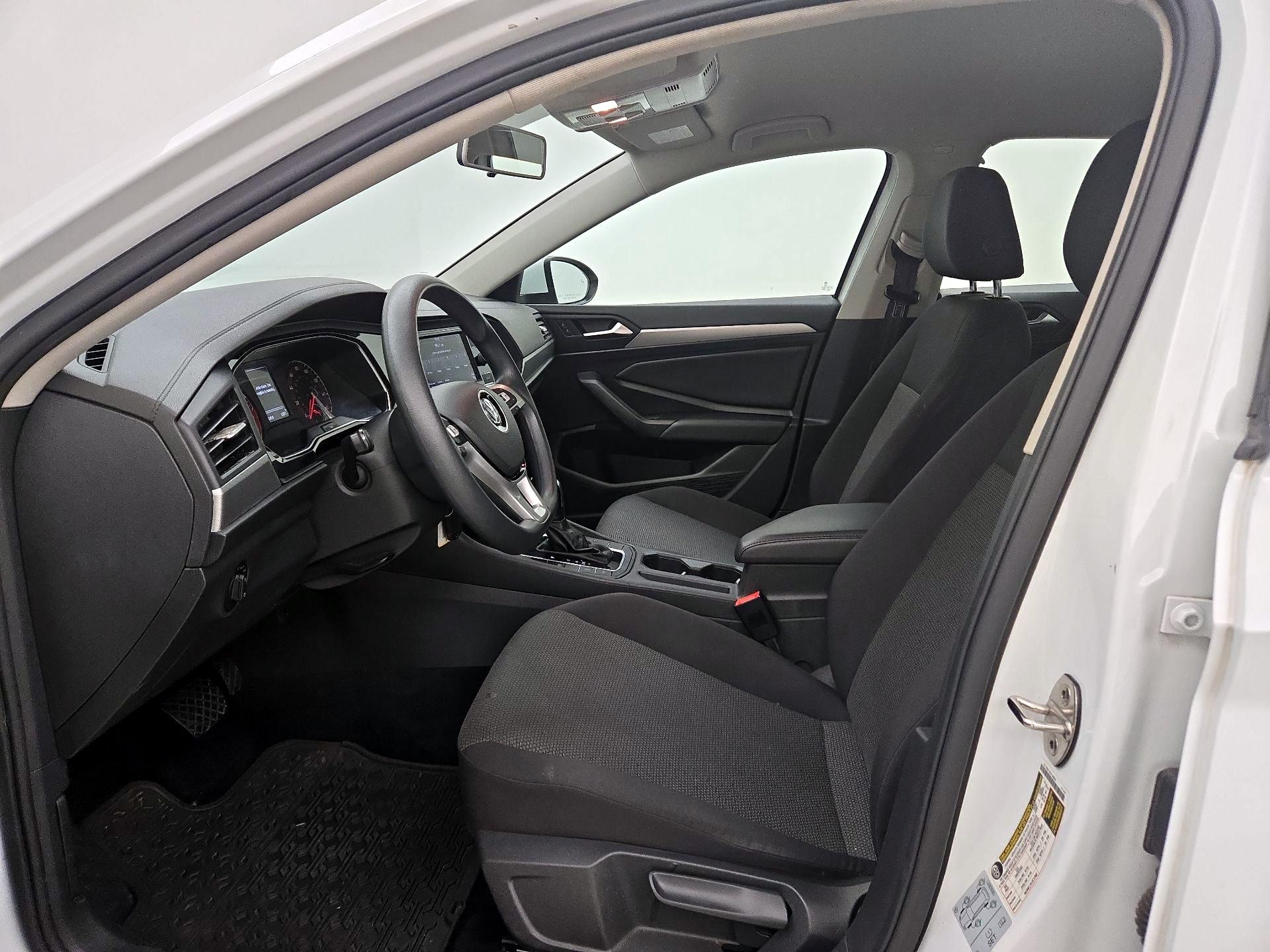 Thumbnail: 2019 Volkswagen Jetta - 11