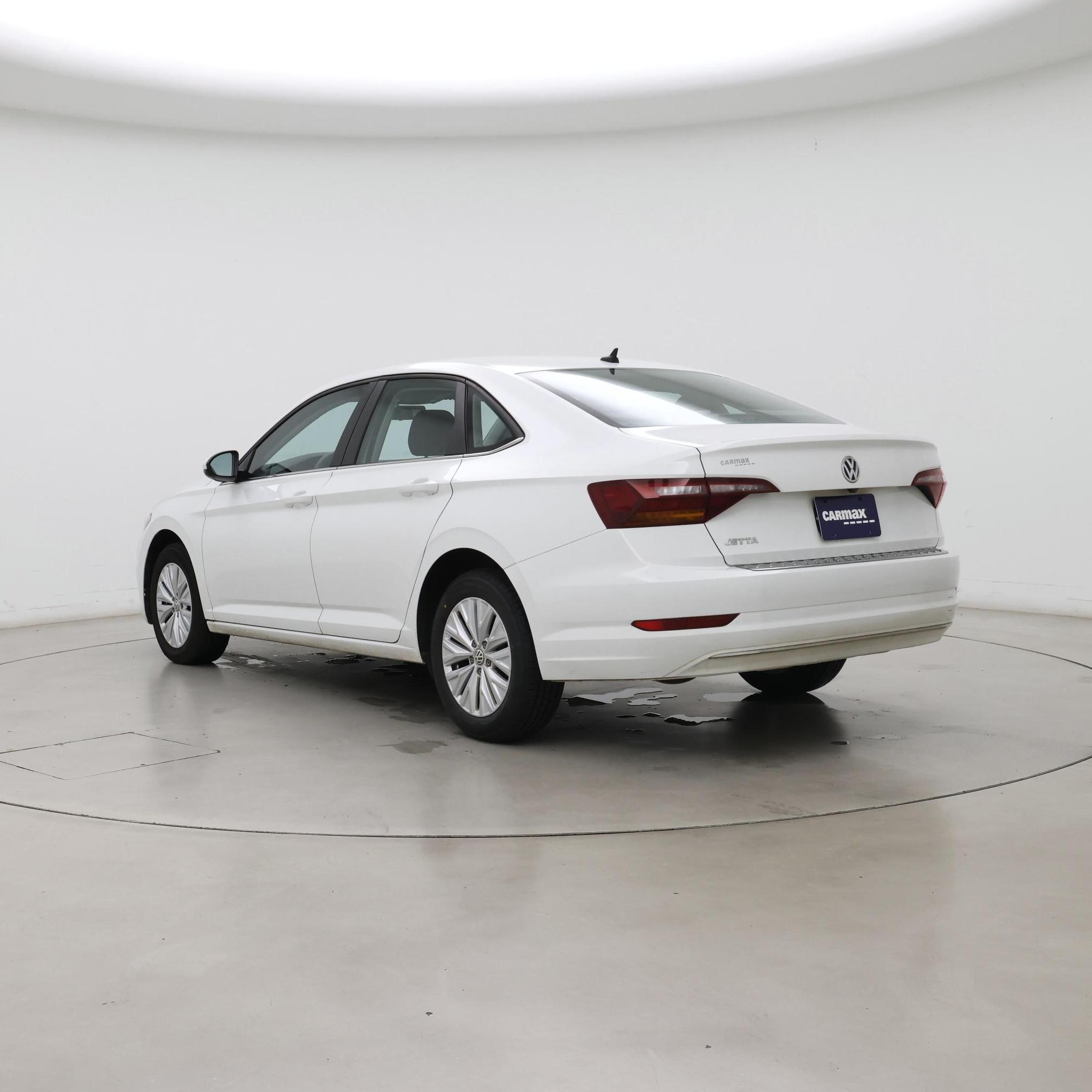 Thumbnail: 2019 Volkswagen Jetta - 2