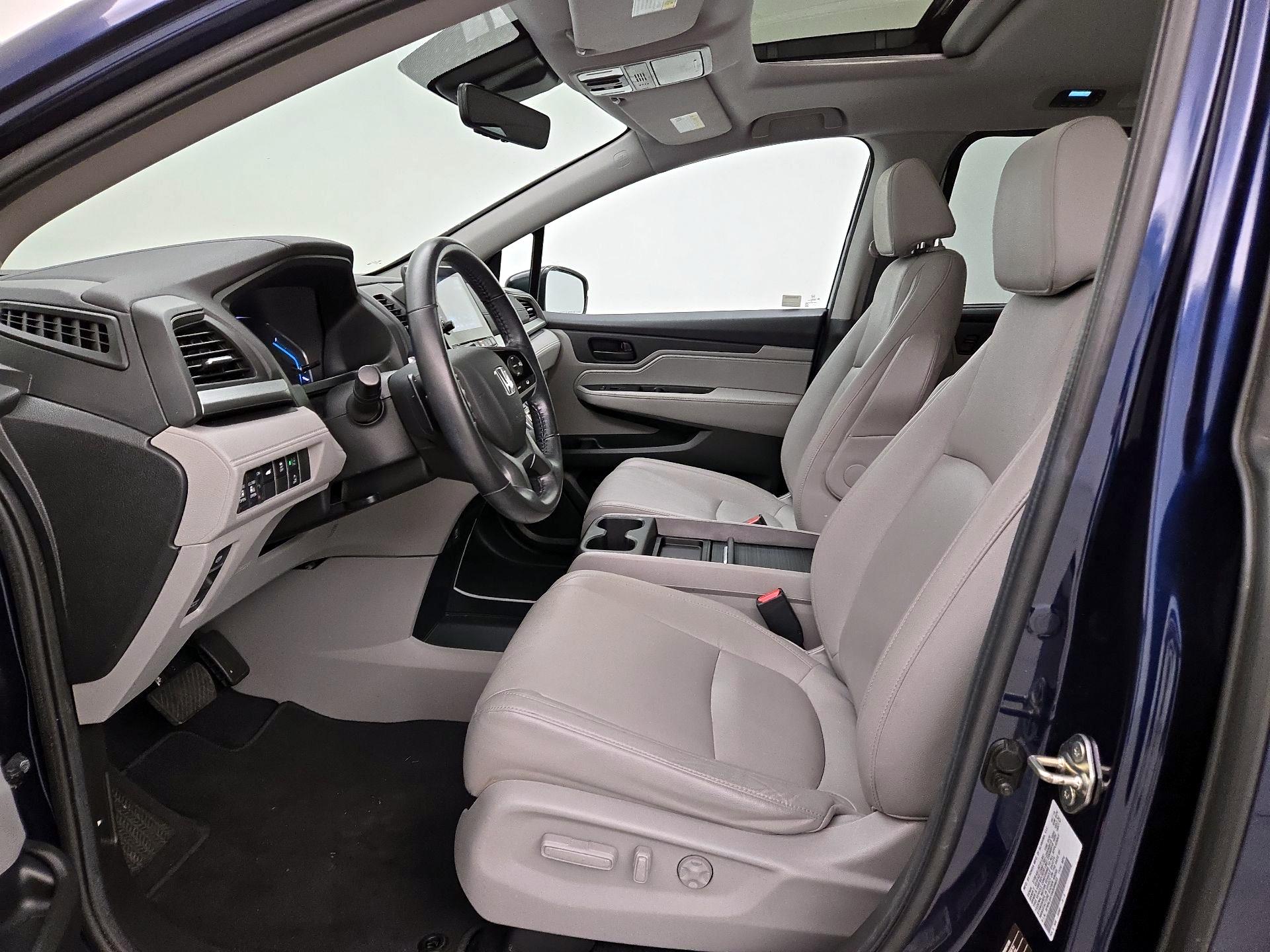 Thumbnail: 2019 Honda Odyssey - 11