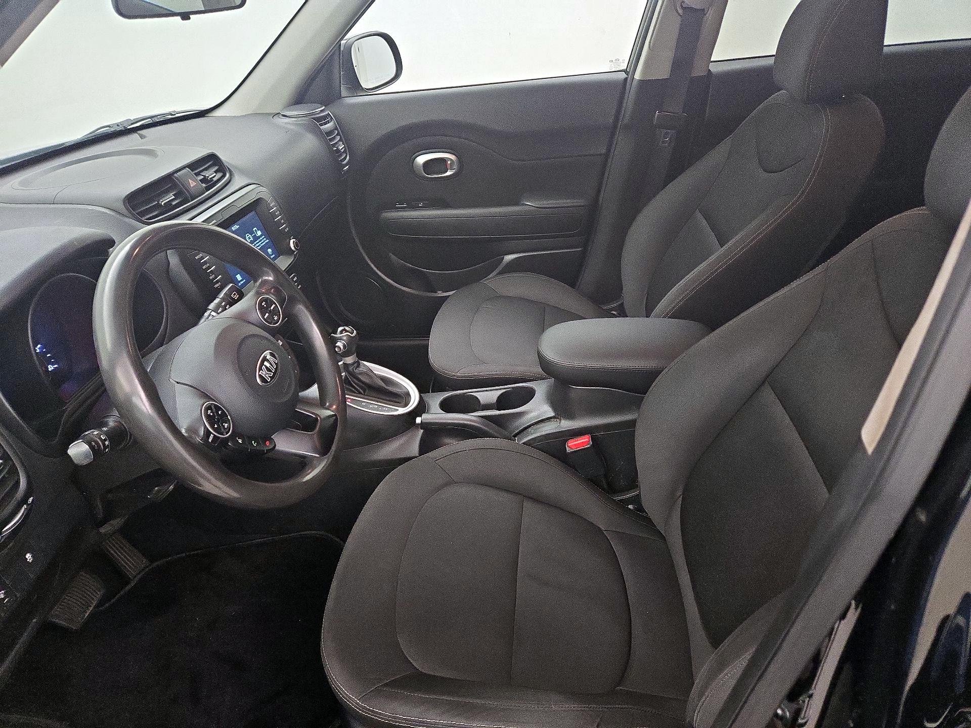 Thumbnail: 2018 Kia Soul - 11