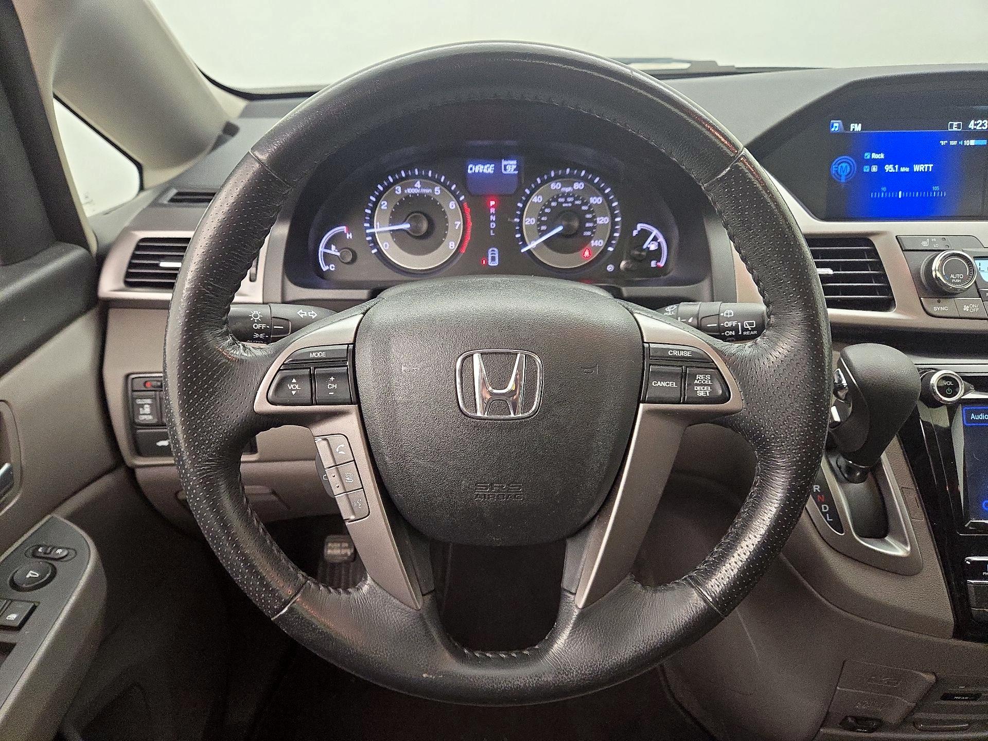 Thumbnail: 2016 Honda Odyssey - 10