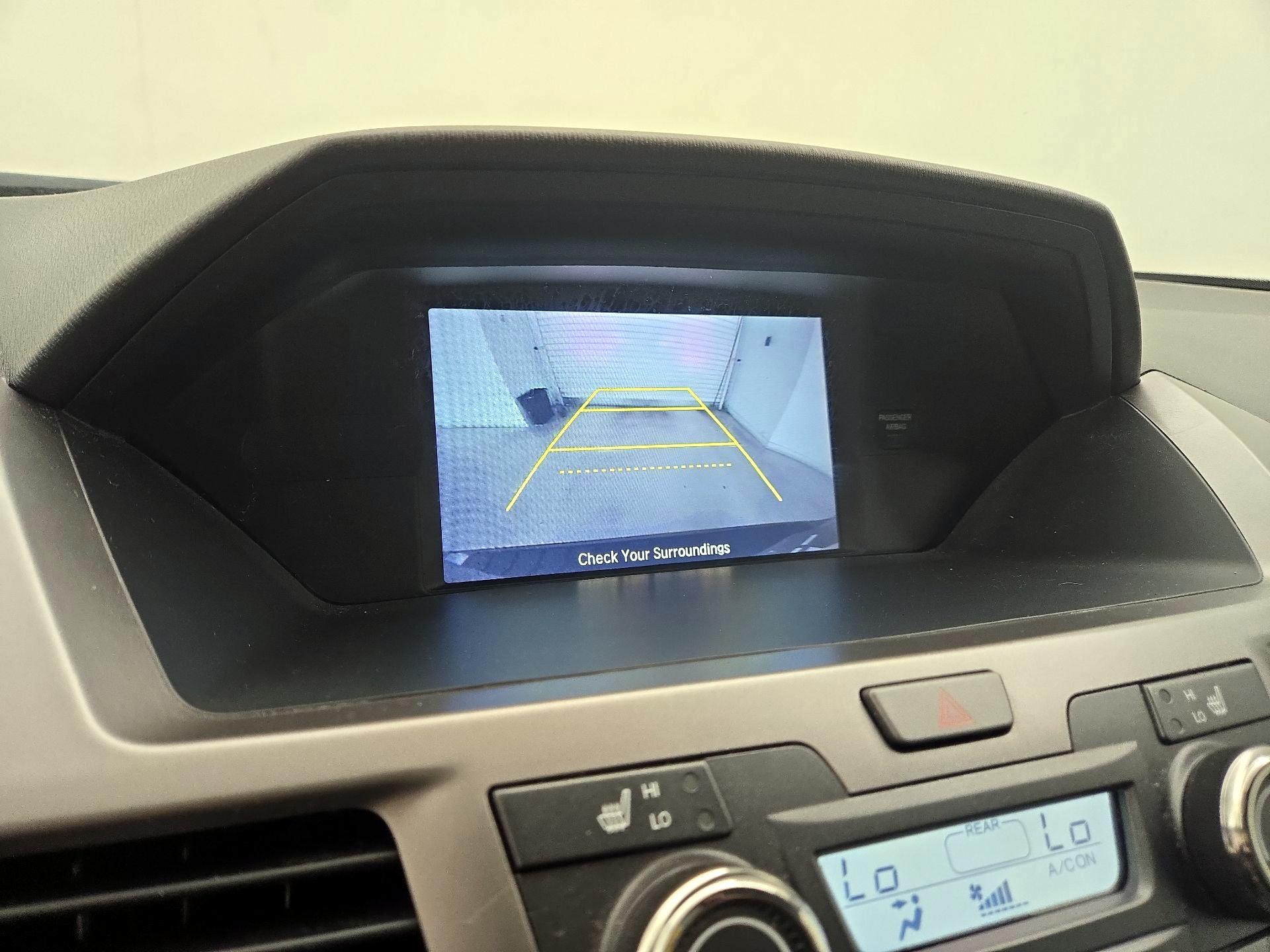 Thumbnail: 2016 Honda Odyssey - 14