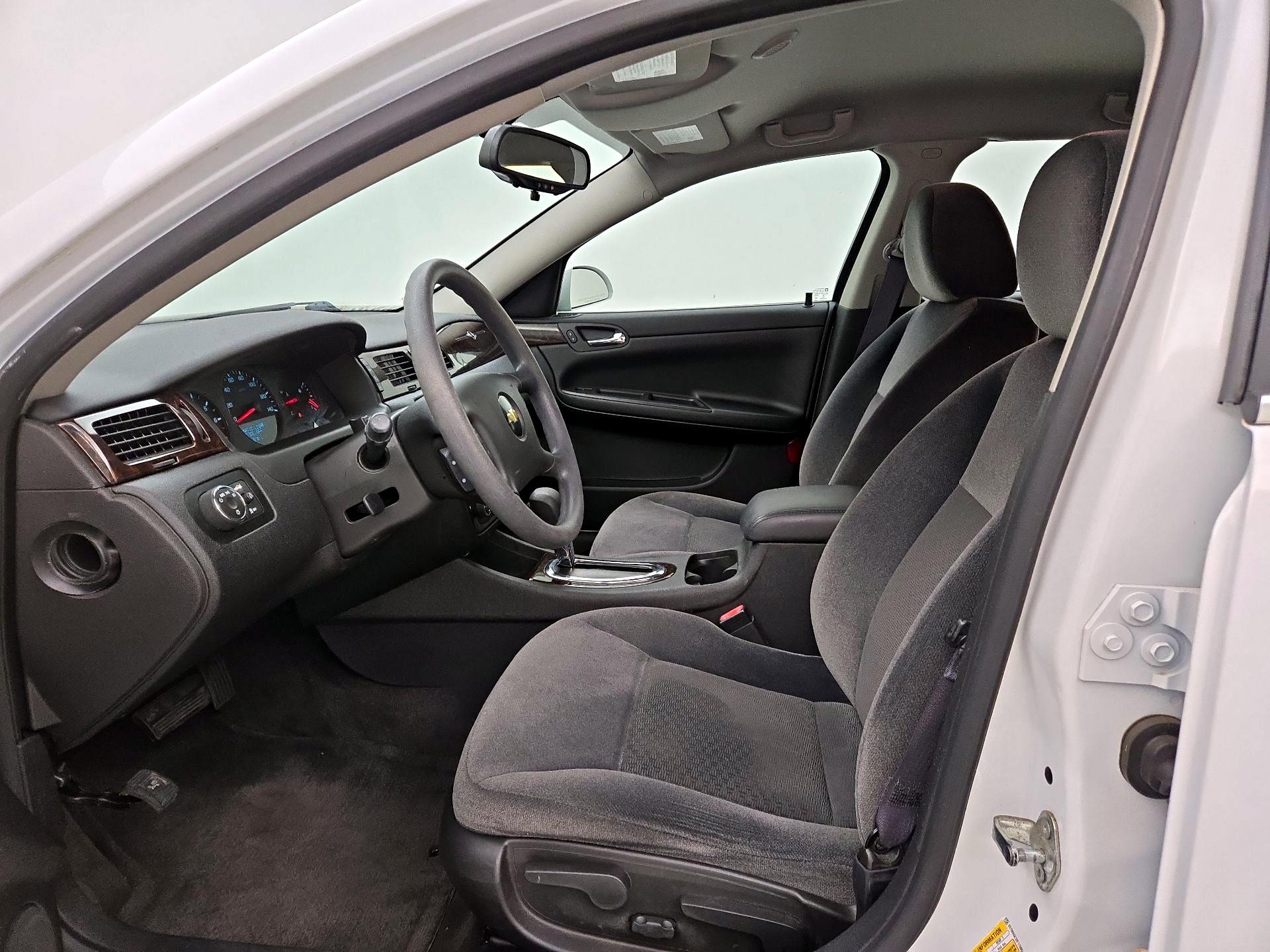 Thumbnail: 2015 Chevrolet Impala - 11