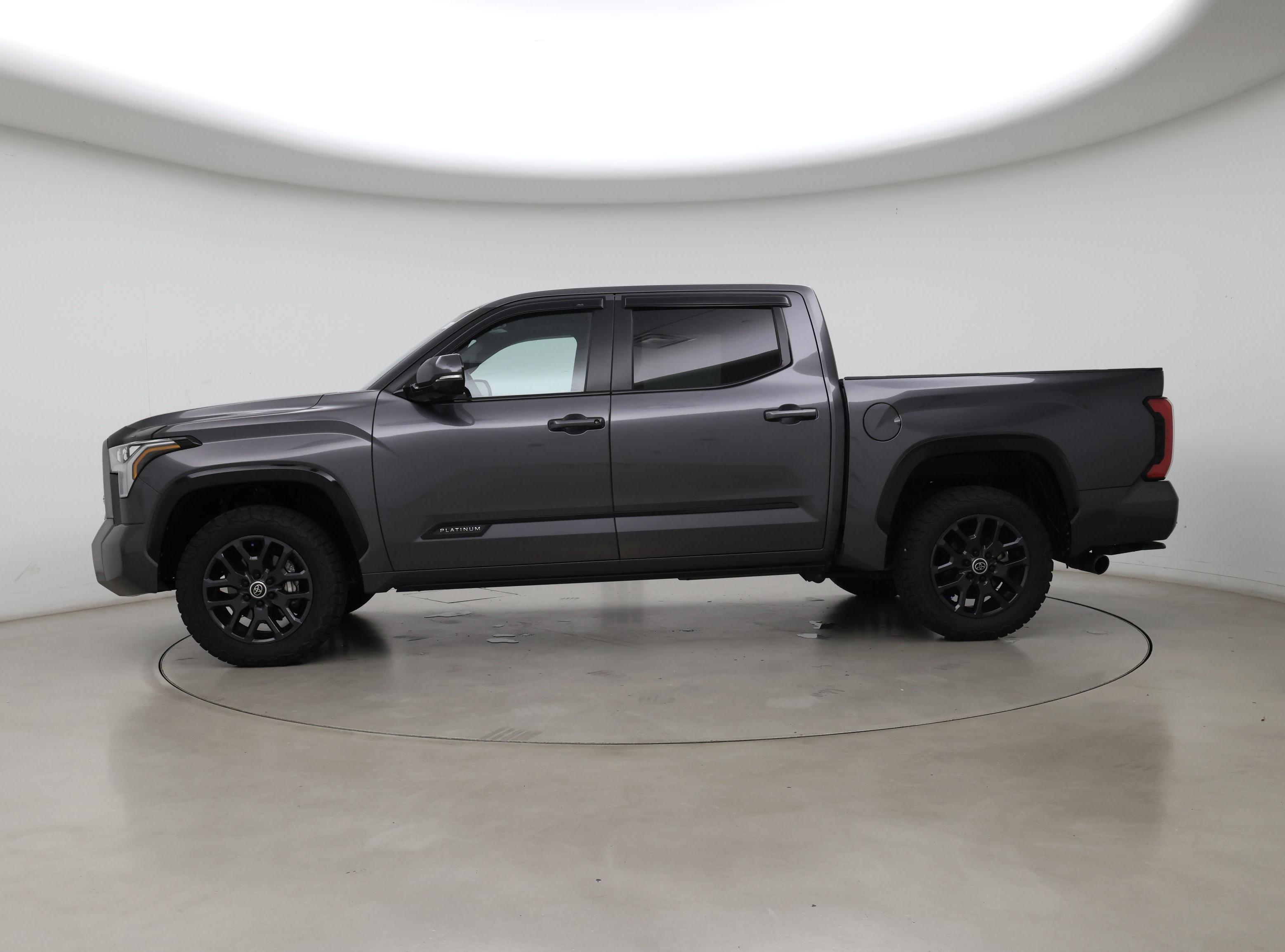 Thumbnail: 2024 Toyota Tundra - 3