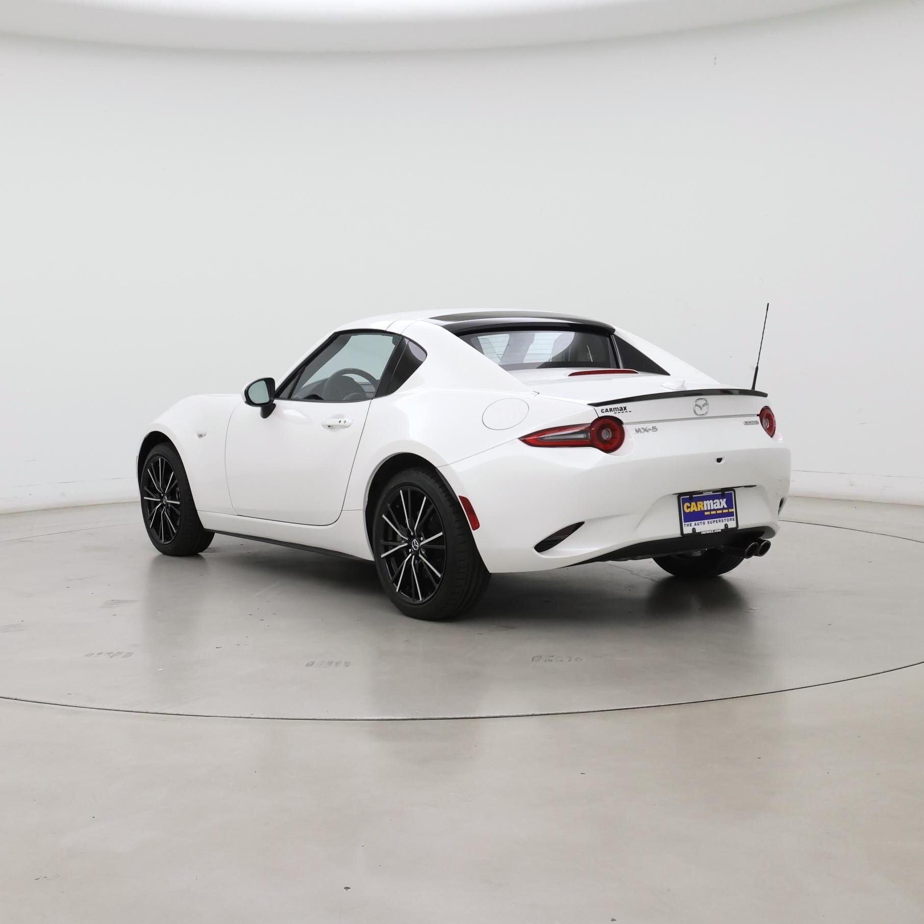 Thumbnail: 2024 Mazda MX-5 Miata - 2