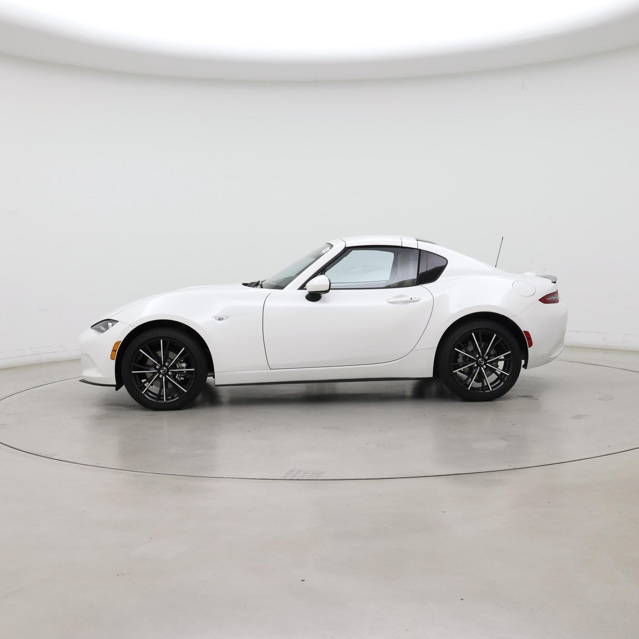 Thumbnail: 2024 Mazda MX-5 Miata - 3