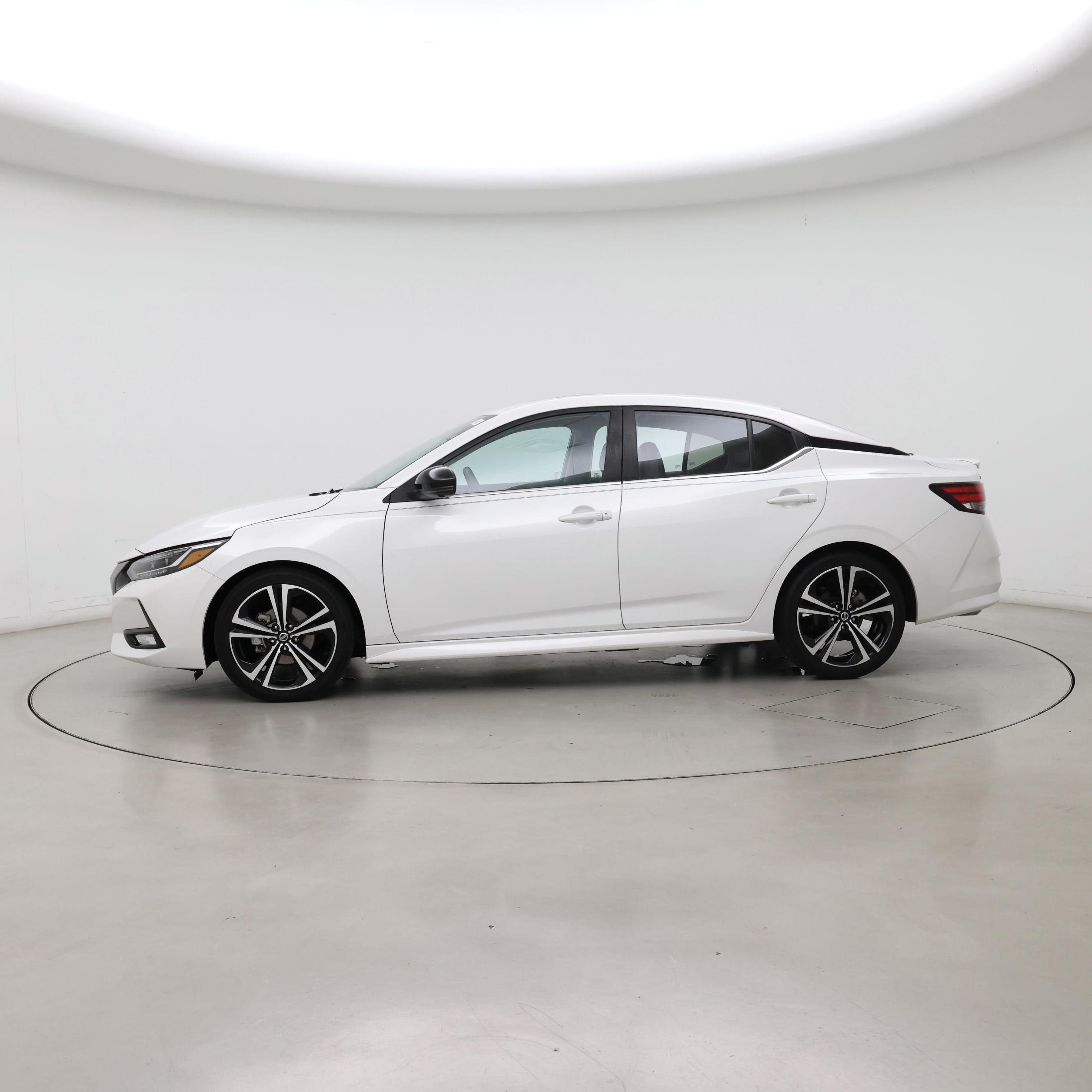 Thumbnail: 2023 Nissan Sentra - 3