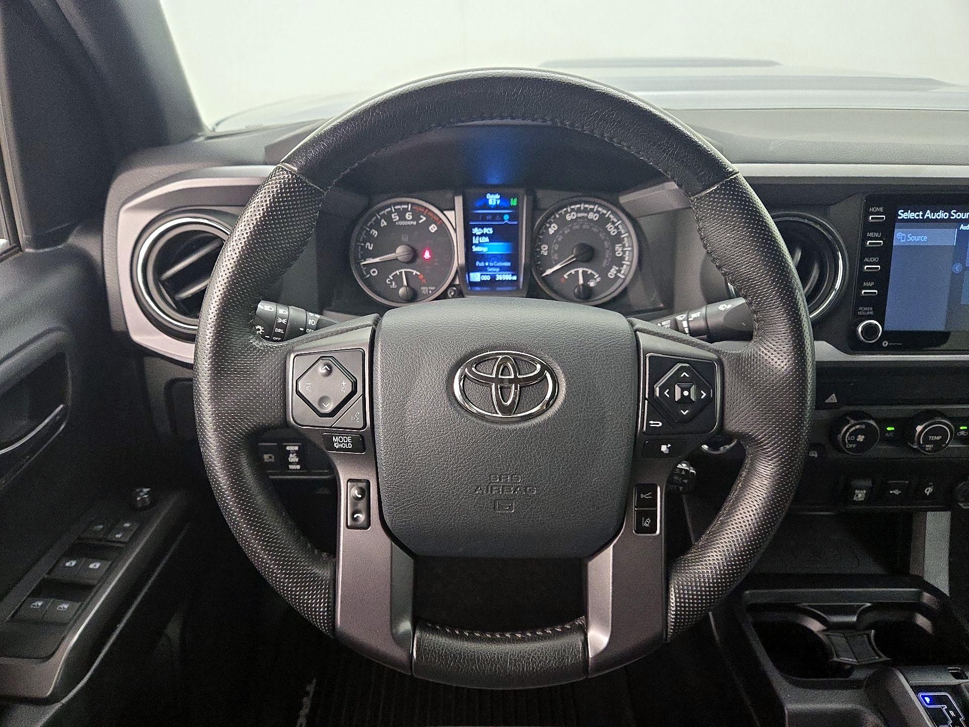 Thumbnail: 2020 Toyota Tacoma - 10