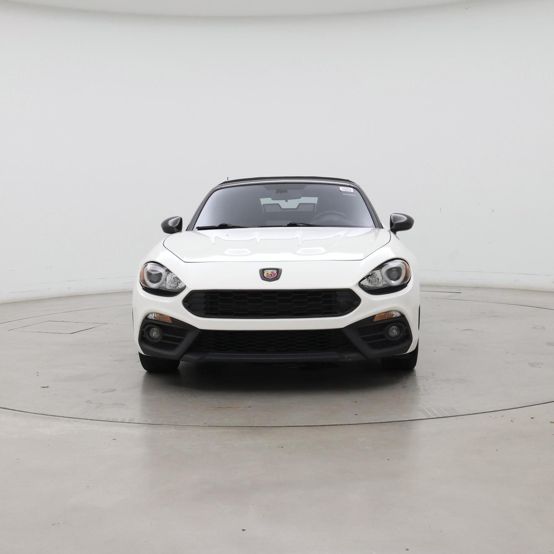 Thumbnail: 2017 Fiat 124 Spider - 5