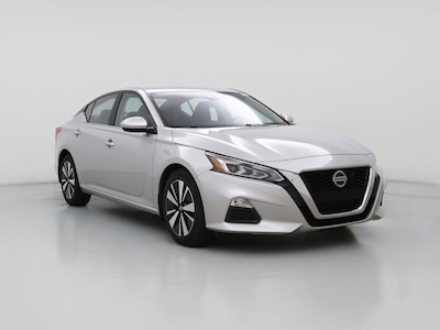 Silver 2022 Nissan Altima SV