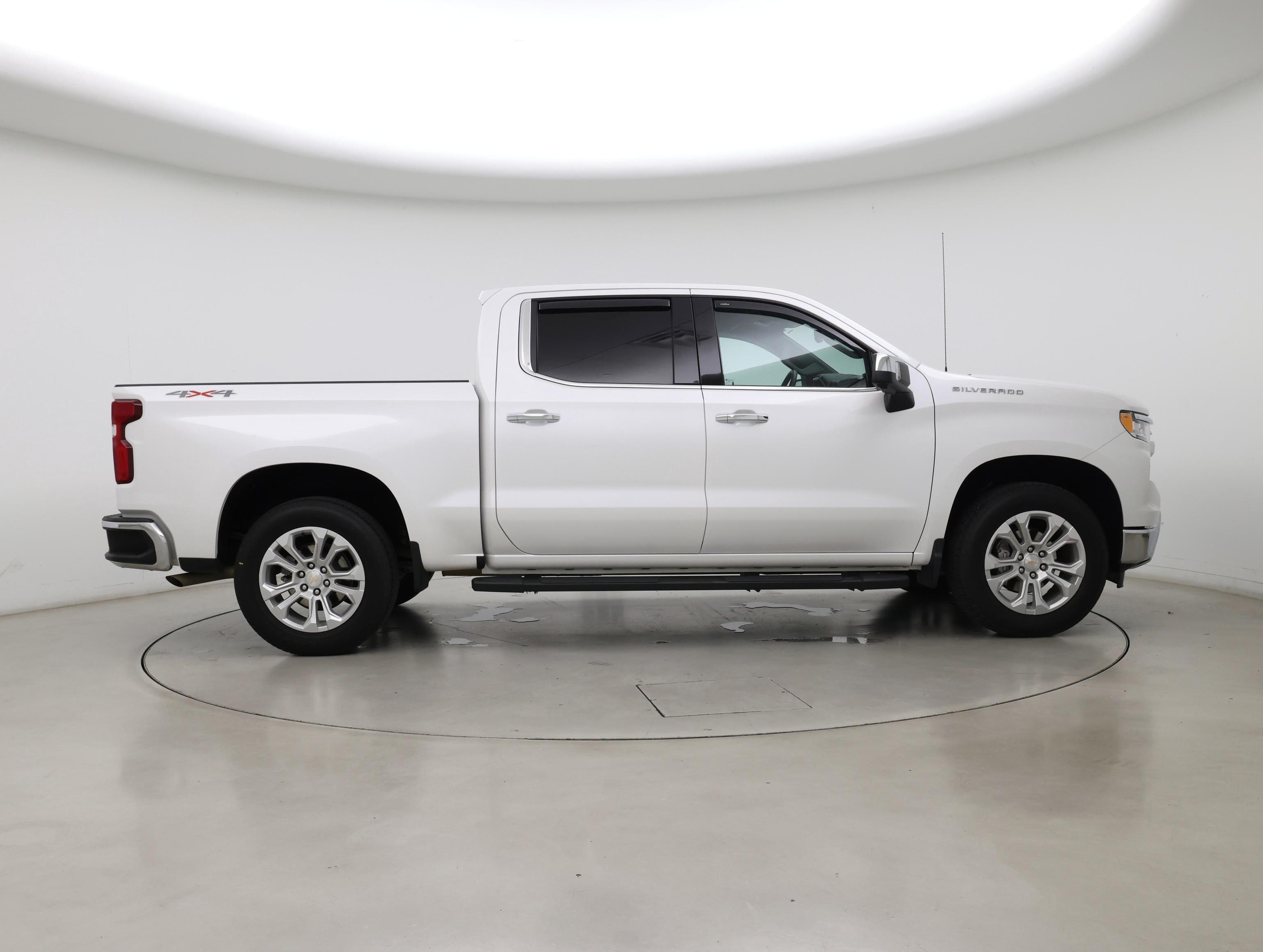 Thumbnail: 2024 Chevrolet Silverado 1500 - 7