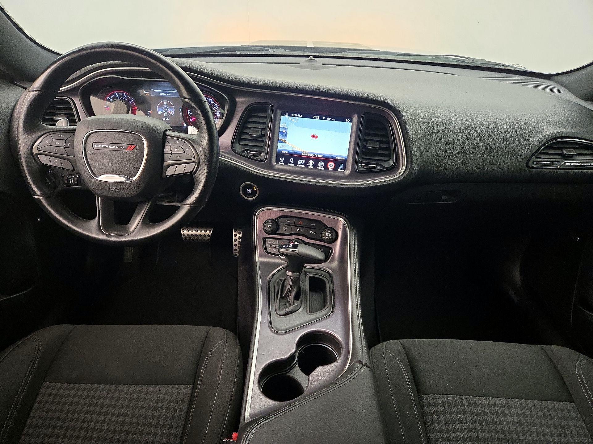Thumbnail: 2016 Dodge Challenger - 9