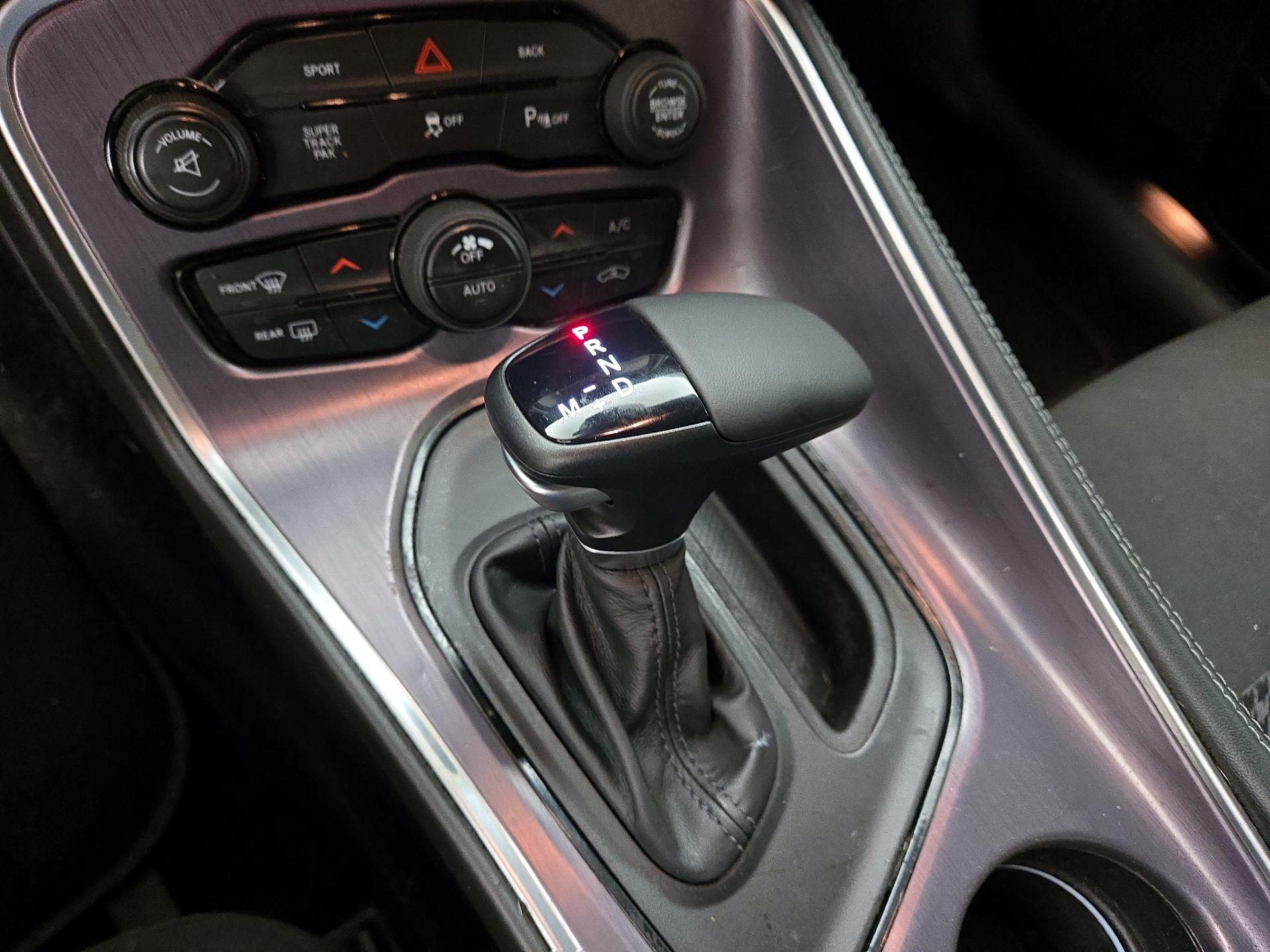 Thumbnail: 2016 Dodge Challenger - 18