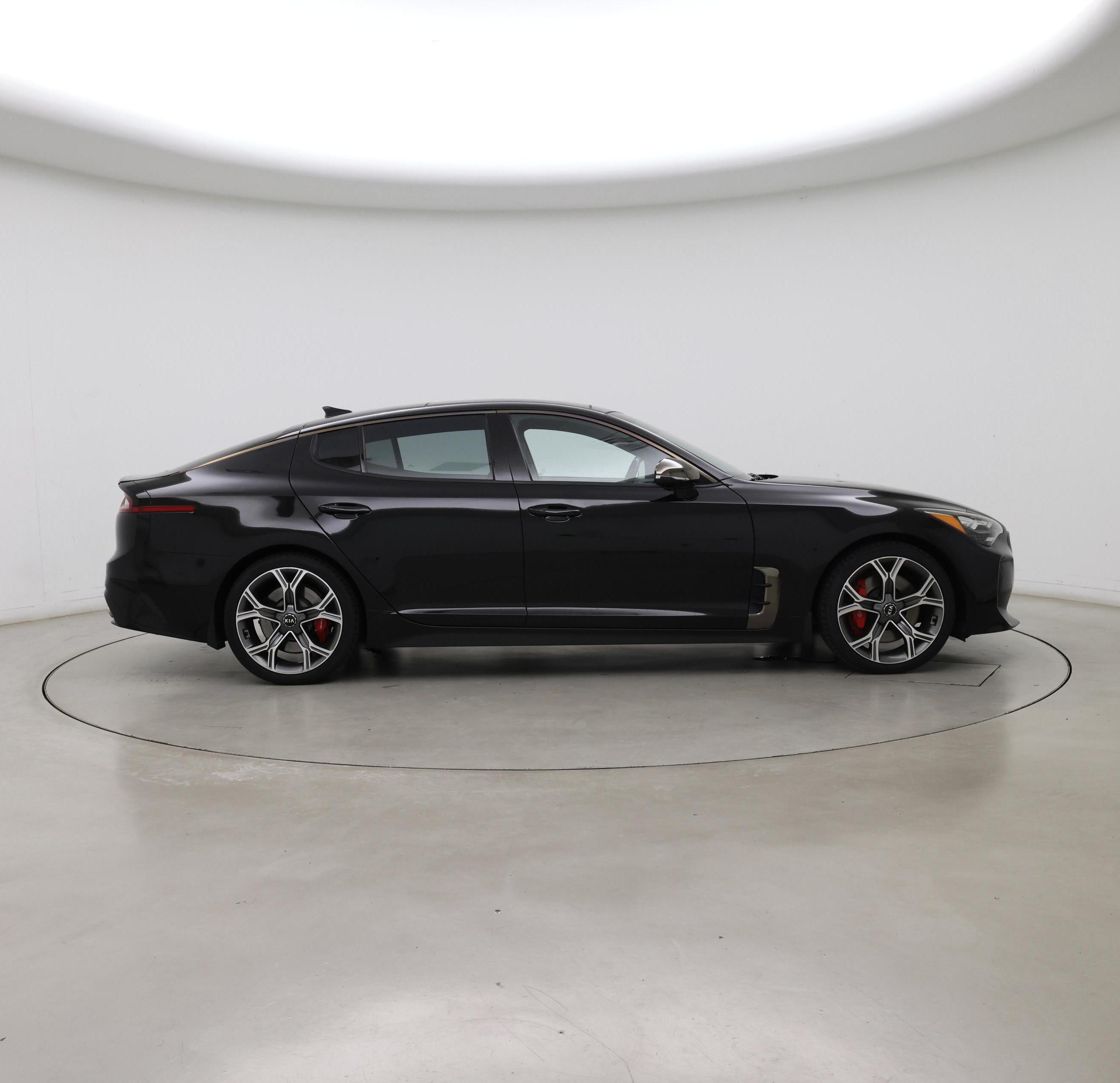 Thumbnail: 2018 Kia Stinger - 7