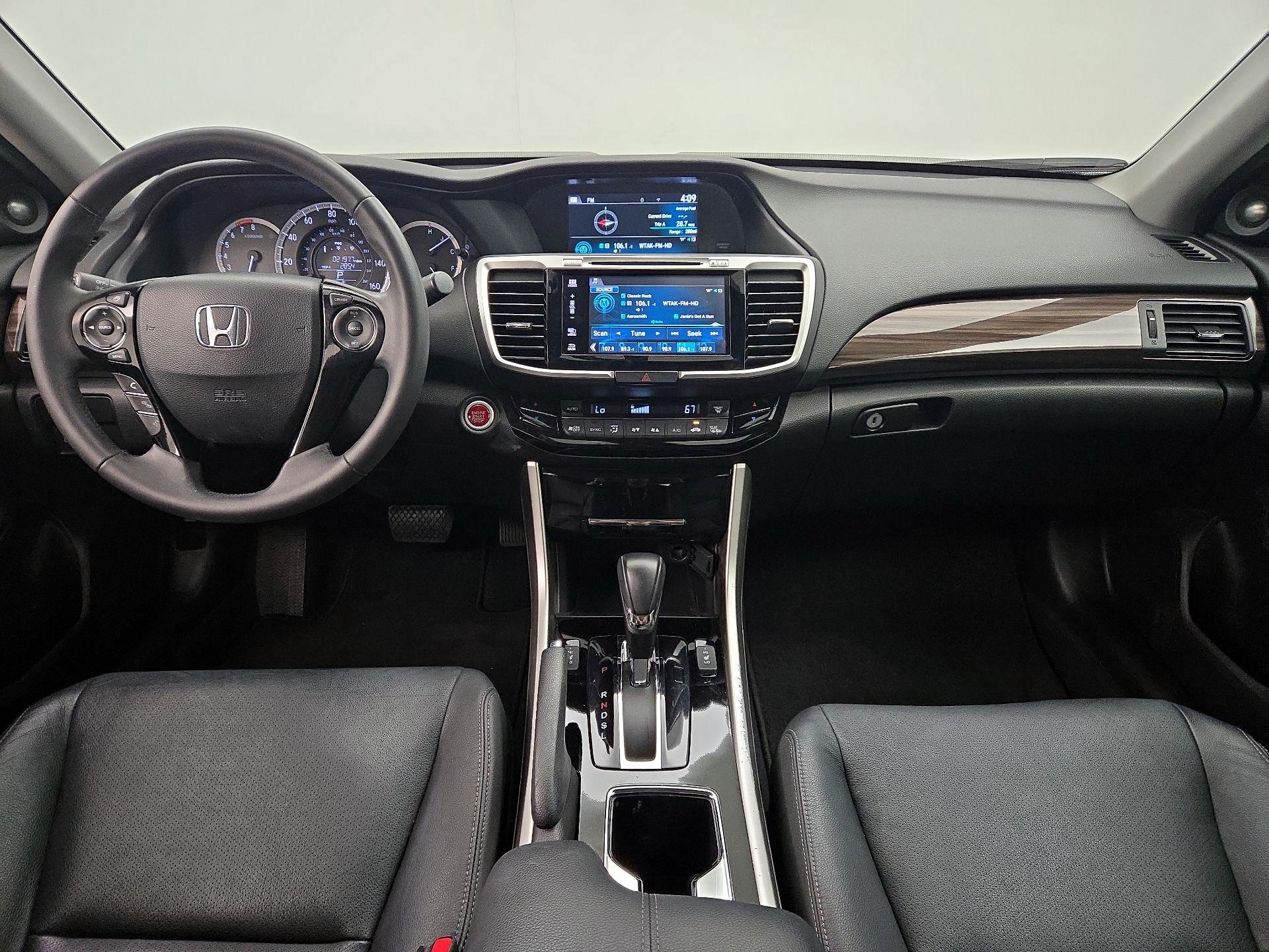 Thumbnail: 2016 Honda Accord - 9