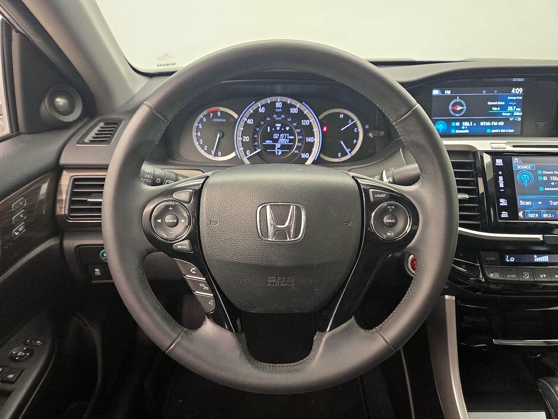 Thumbnail: 2016 Honda Accord - 10