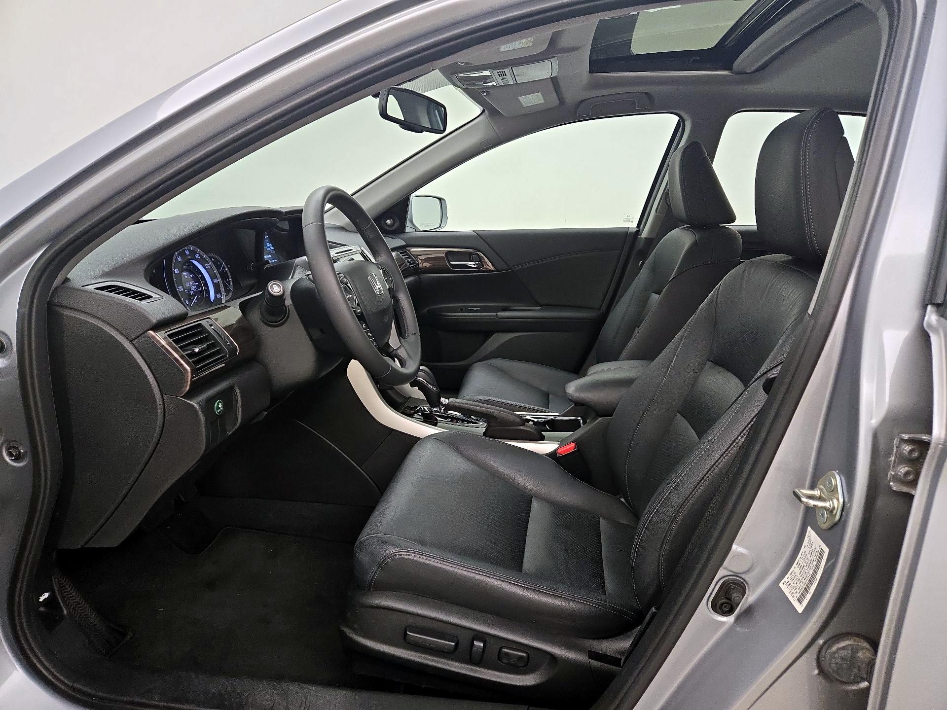 Thumbnail: 2016 Honda Accord - 11