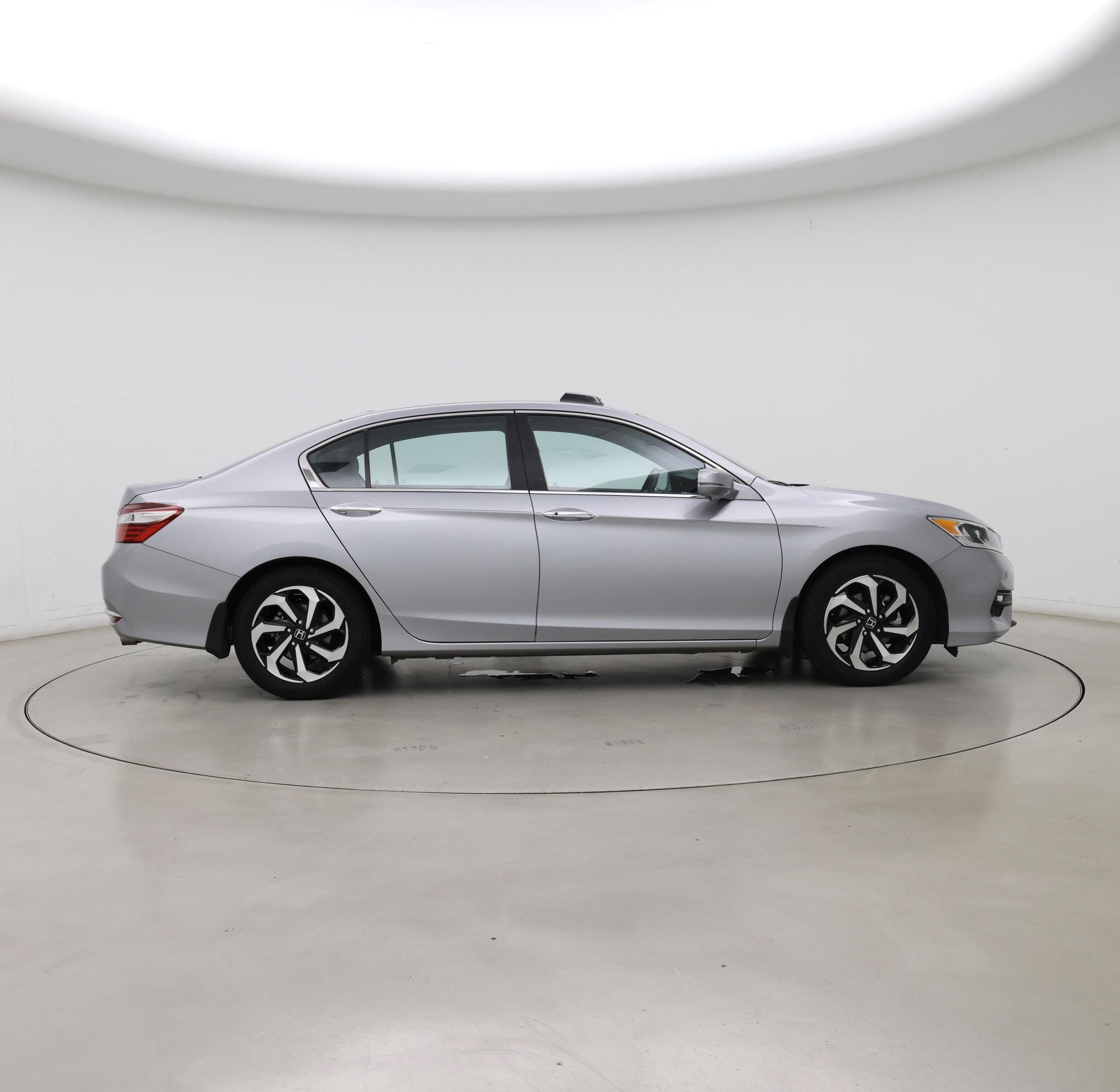 Thumbnail: 2016 Honda Accord - 7