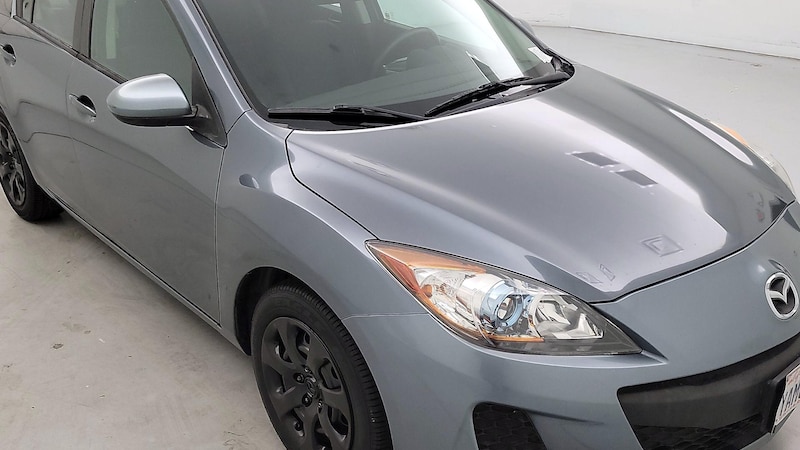 2013 Mazda Mazda3 i Sport Hero Image