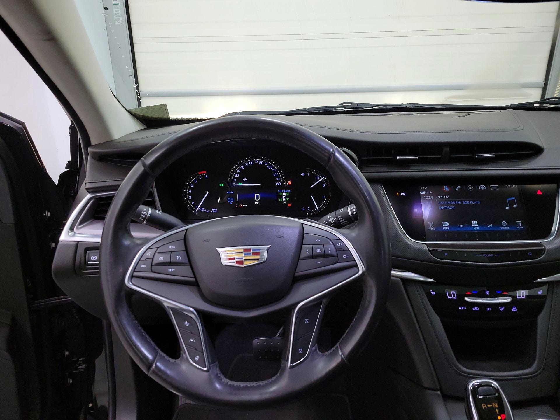 Thumbnail: 2018 Cadillac XT5 - 10