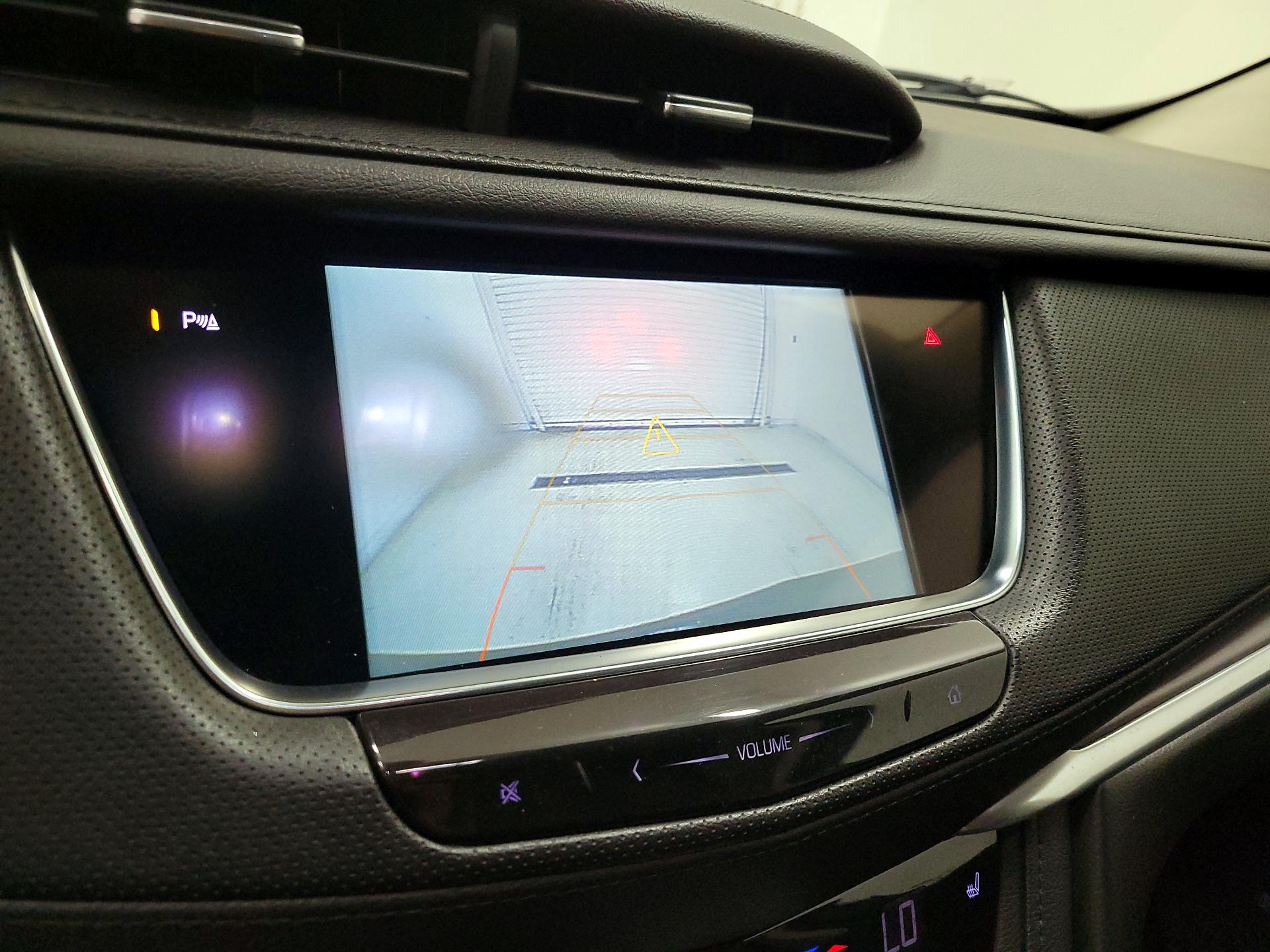 Thumbnail: 2018 Cadillac XT5 - 14