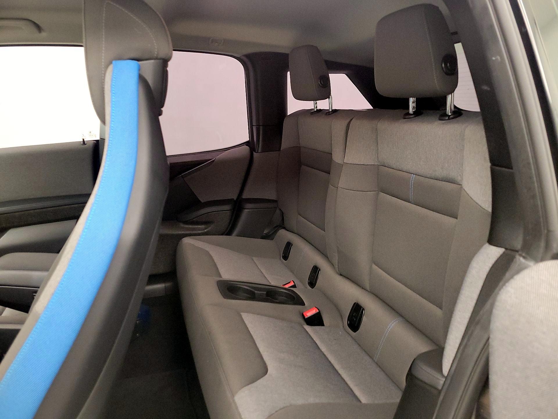 Thumbnail: 2018 BMW i3 - 19