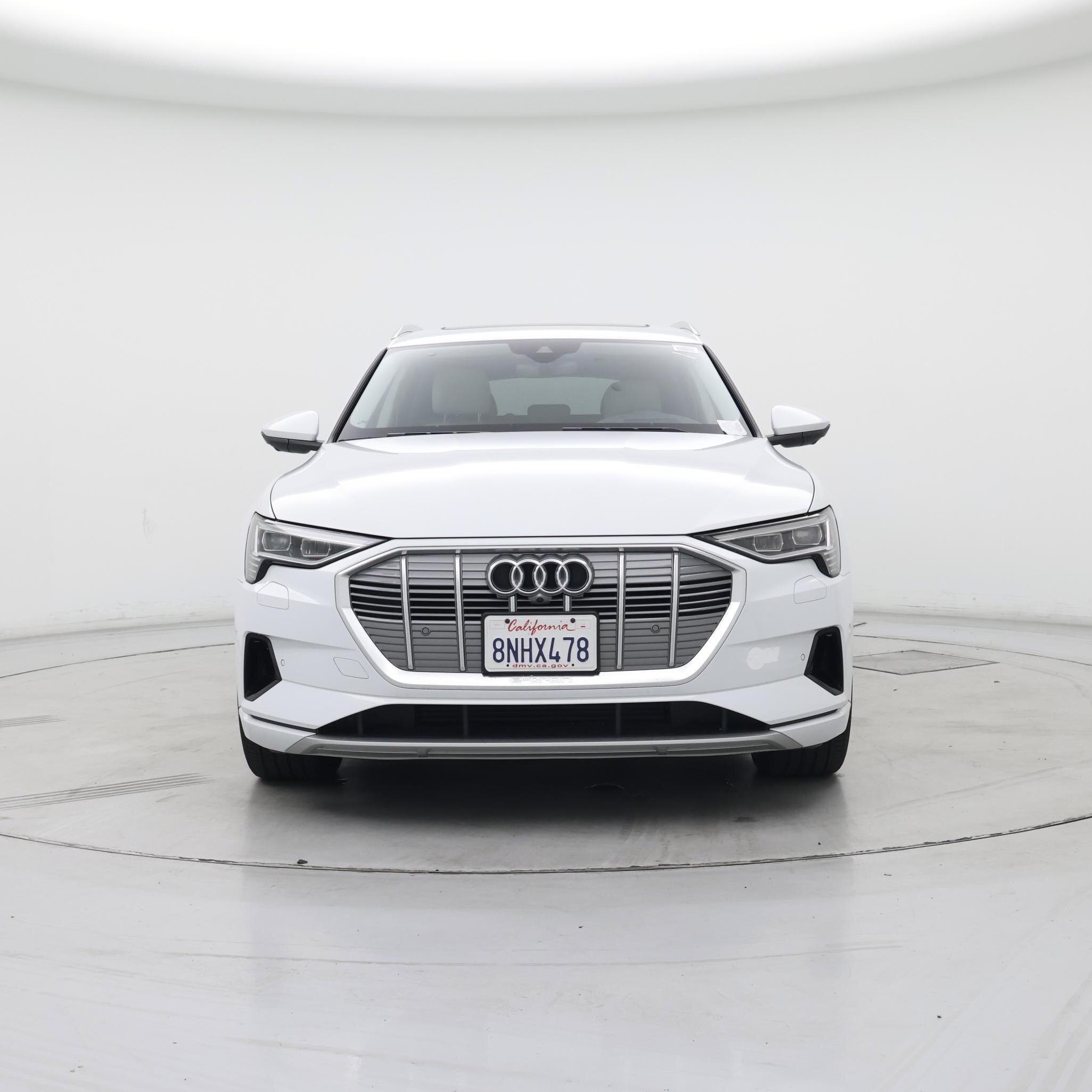 Thumbnail: 2019 Audi e-tron - 5