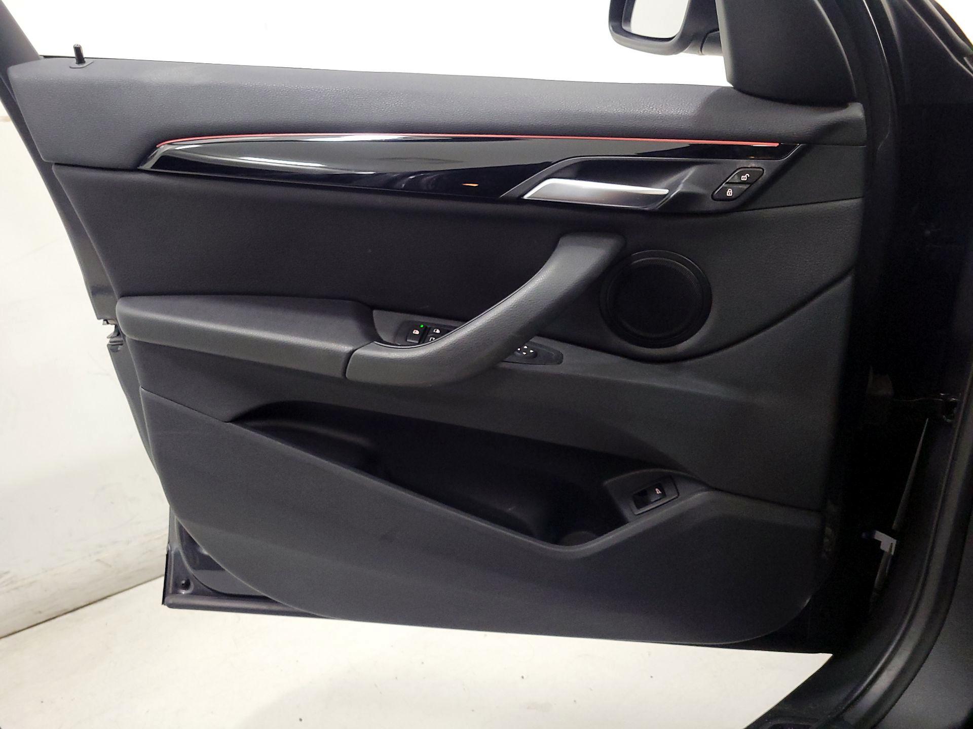 Thumbnail: 2019 BMW X1 - 12