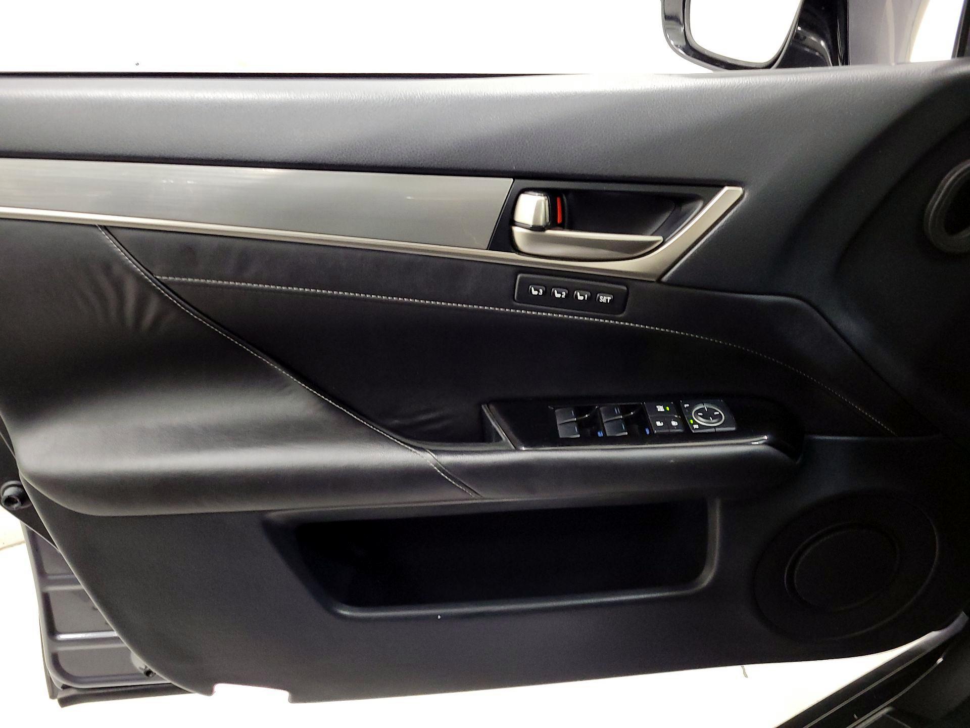Thumbnail: 2013 Lexus GS - 12