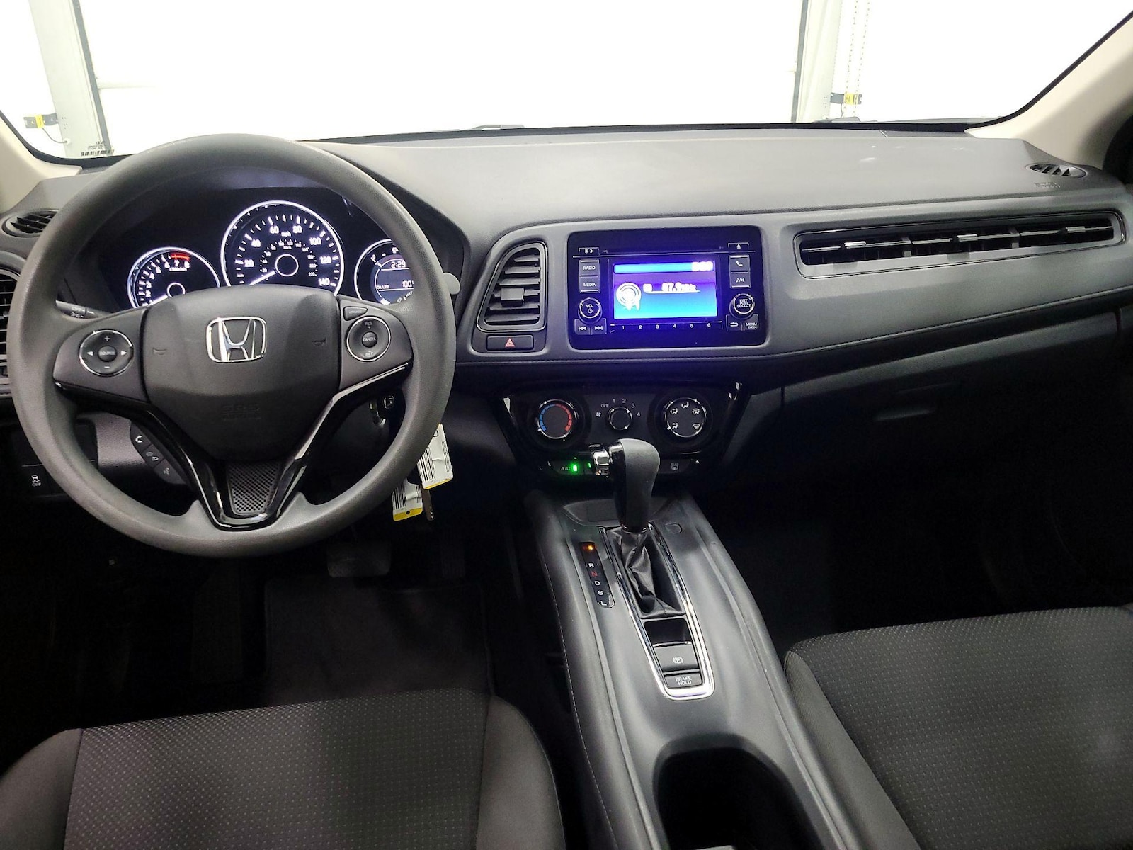 Image 10 of 2022 Honda HR-V LX