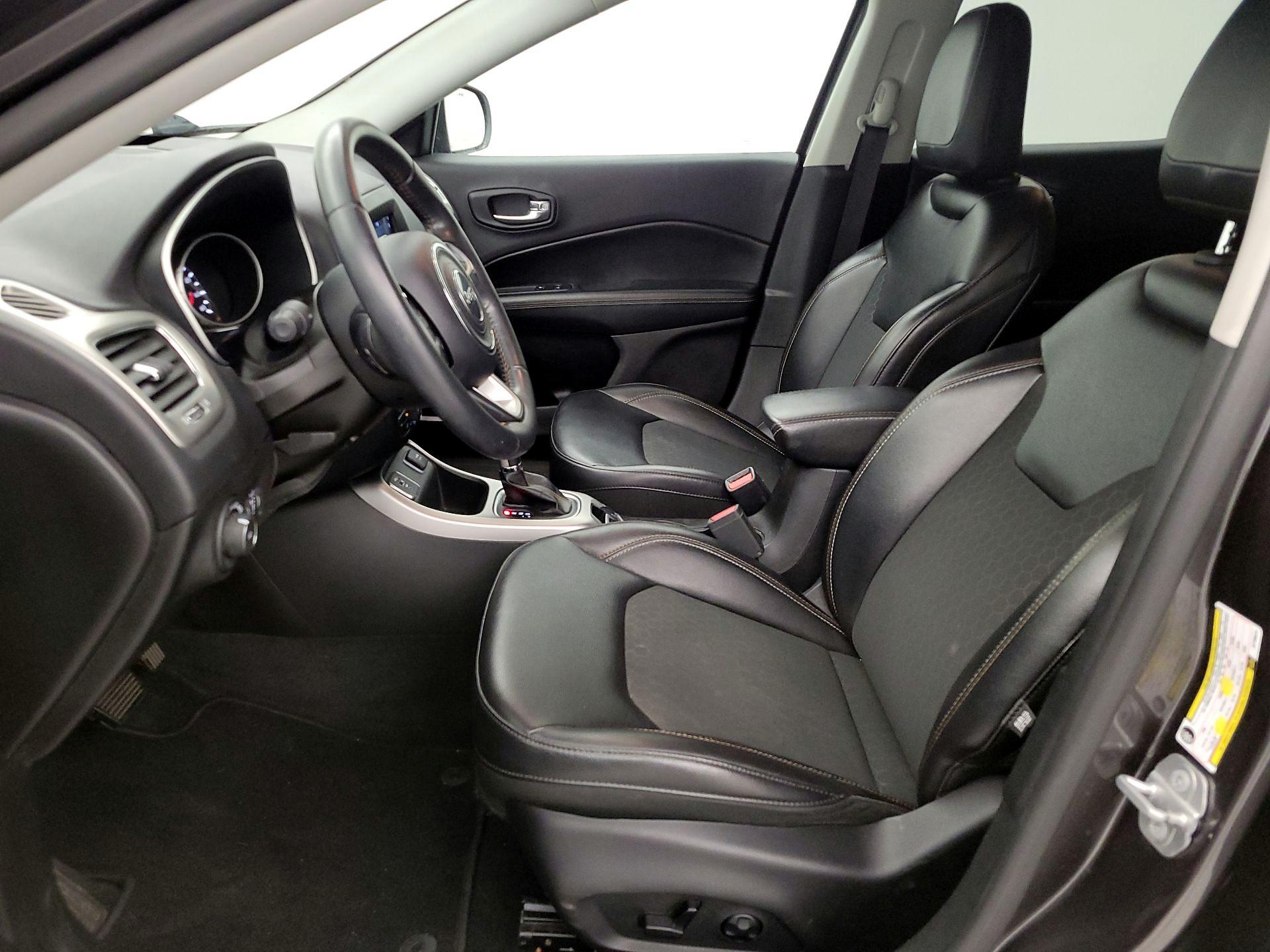 Thumbnail: 2019 Jeep Compass - 11