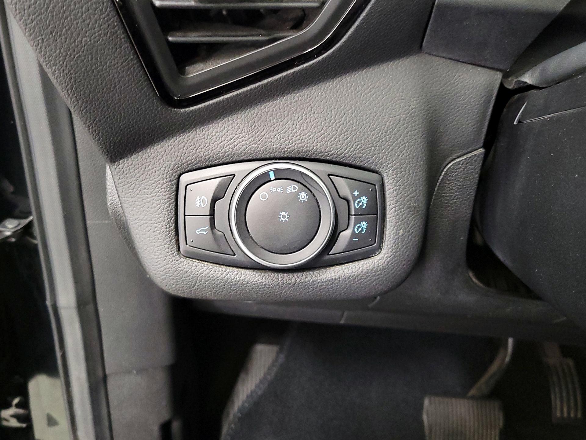 Thumbnail: 2017 Ford Escape - 13