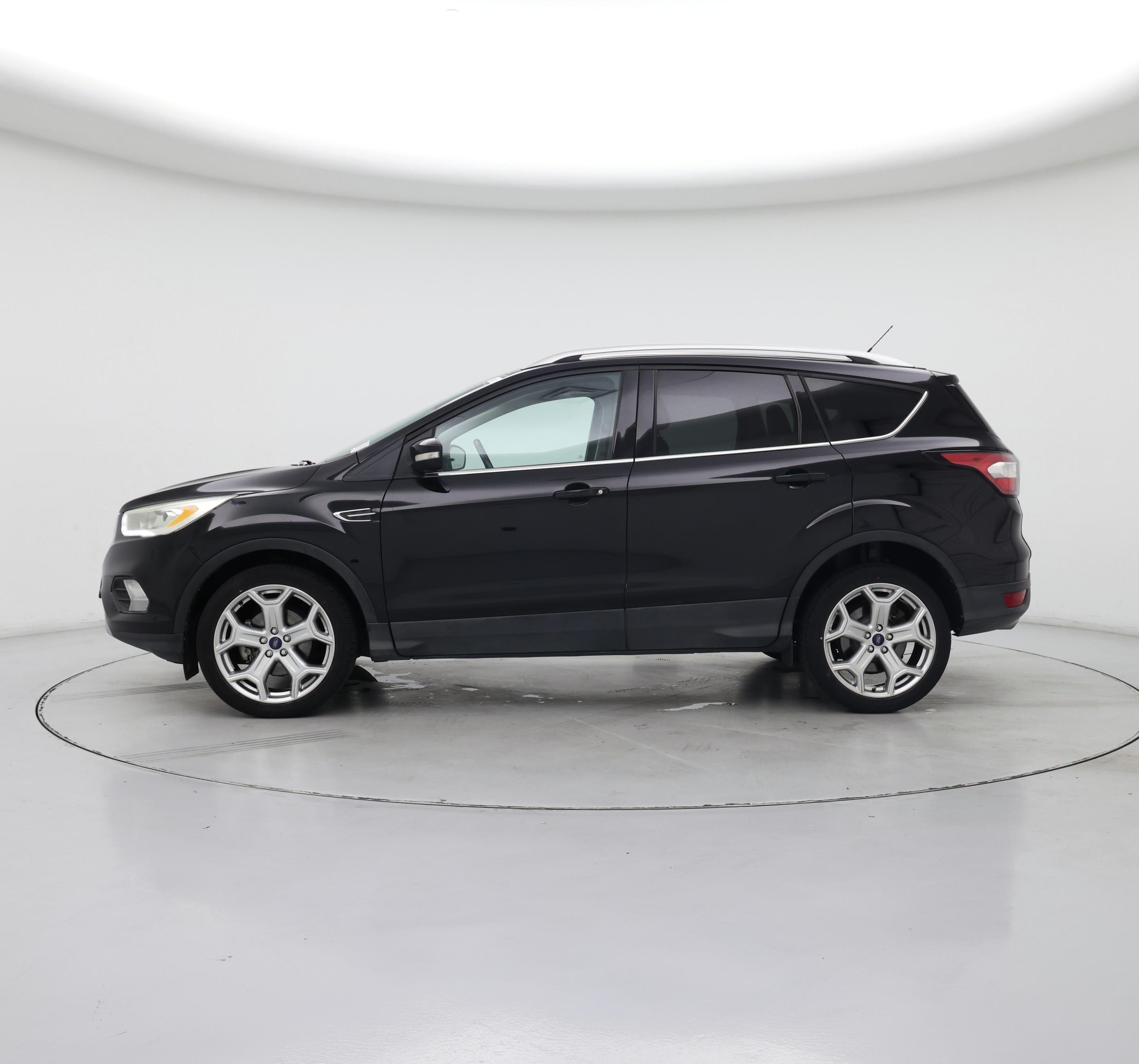 Thumbnail: 2017 Ford Escape - 3