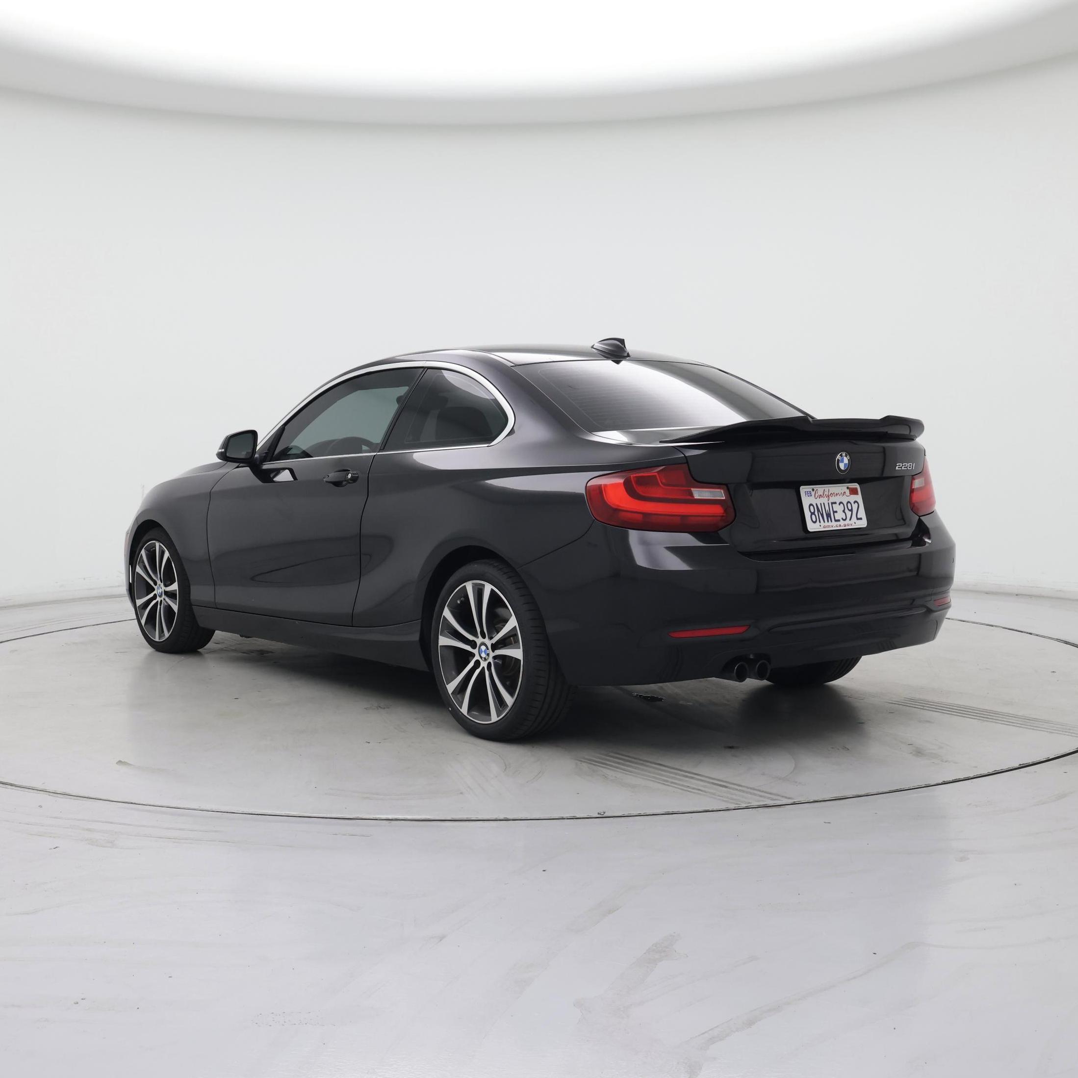 Thumbnail: 2016 BMW 2 Series - 2