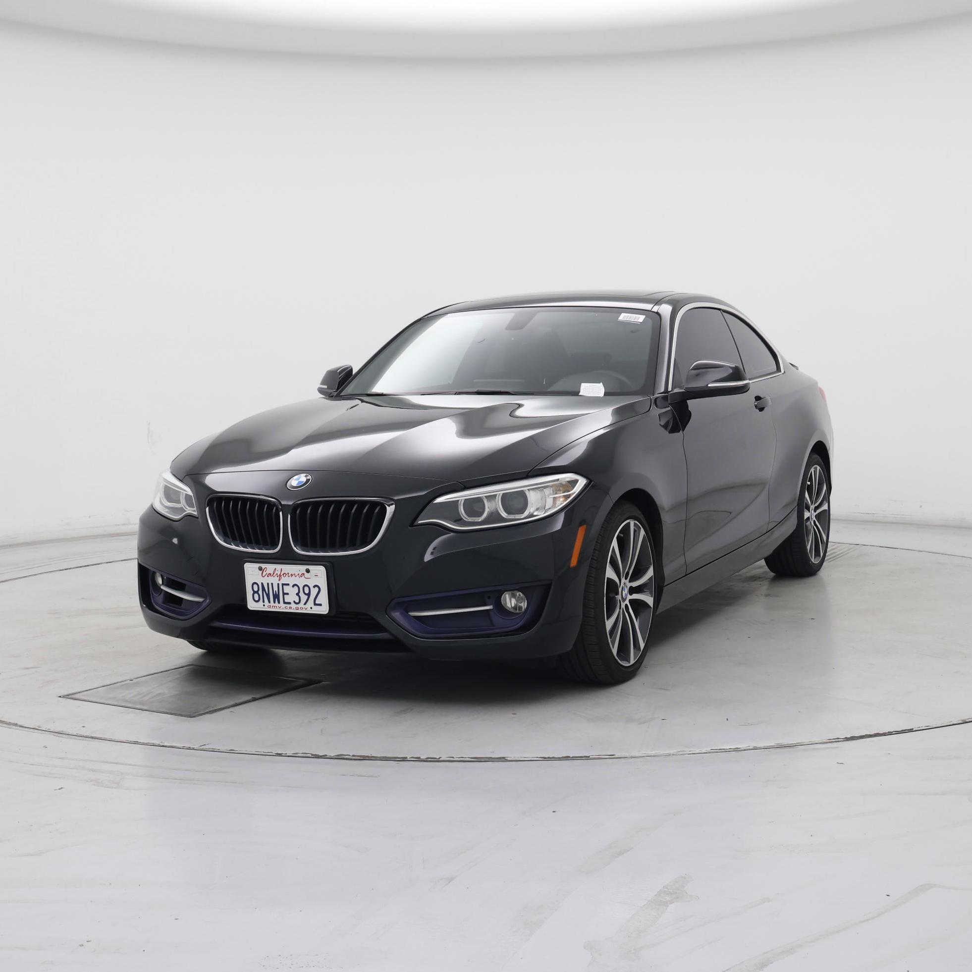 Thumbnail: 2016 BMW 2 Series - 4