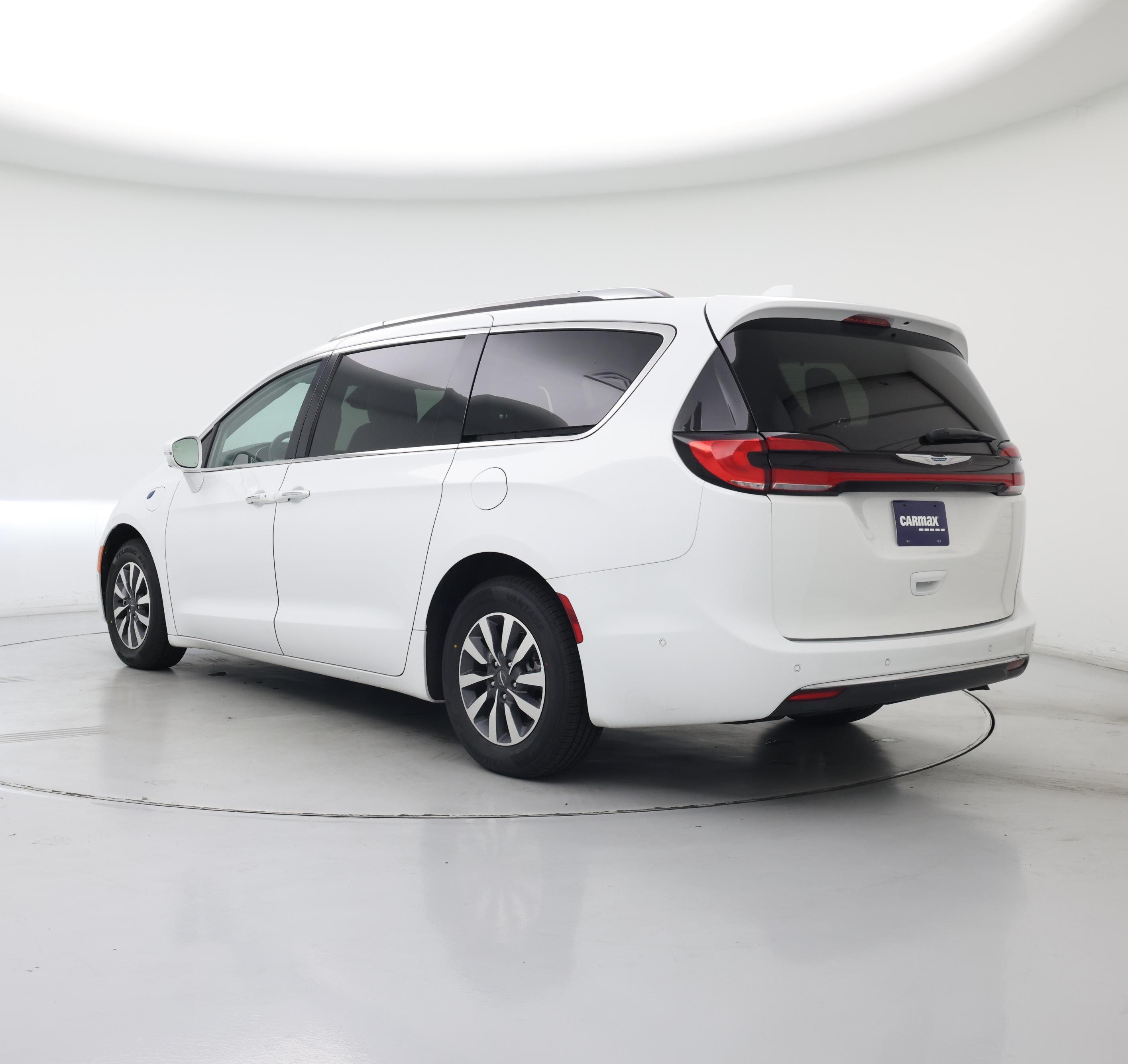 Thumbnail: 2021 Chrysler Pacifica - 2