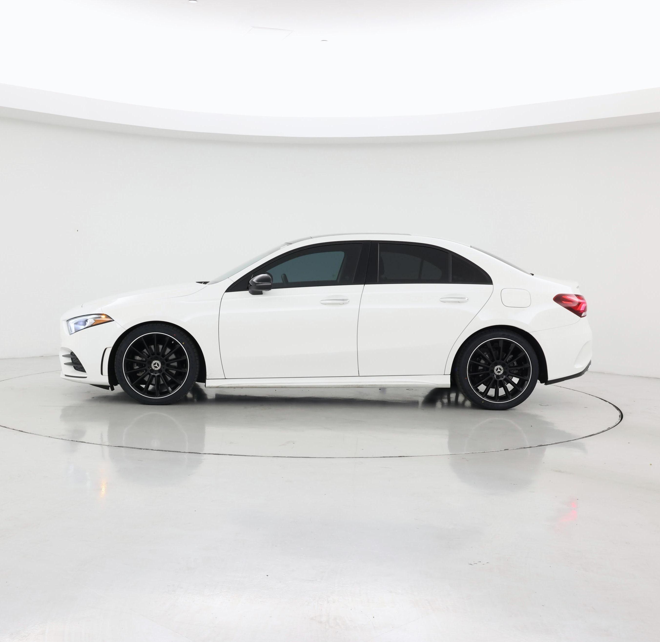 Thumbnail: 2022 Mercedes-Benz A-Class - 3