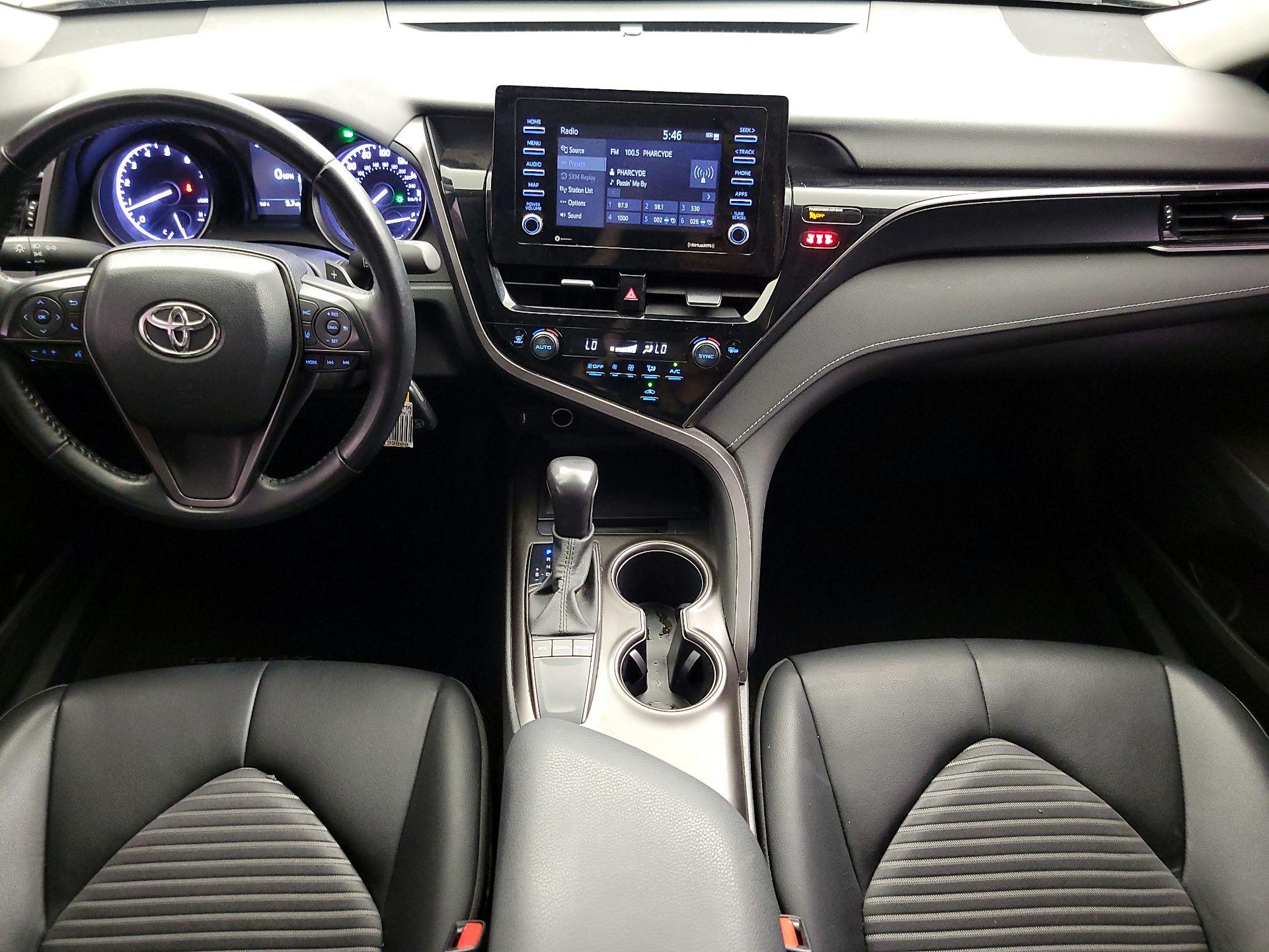 Thumbnail: 2022 Toyota Camry - 9