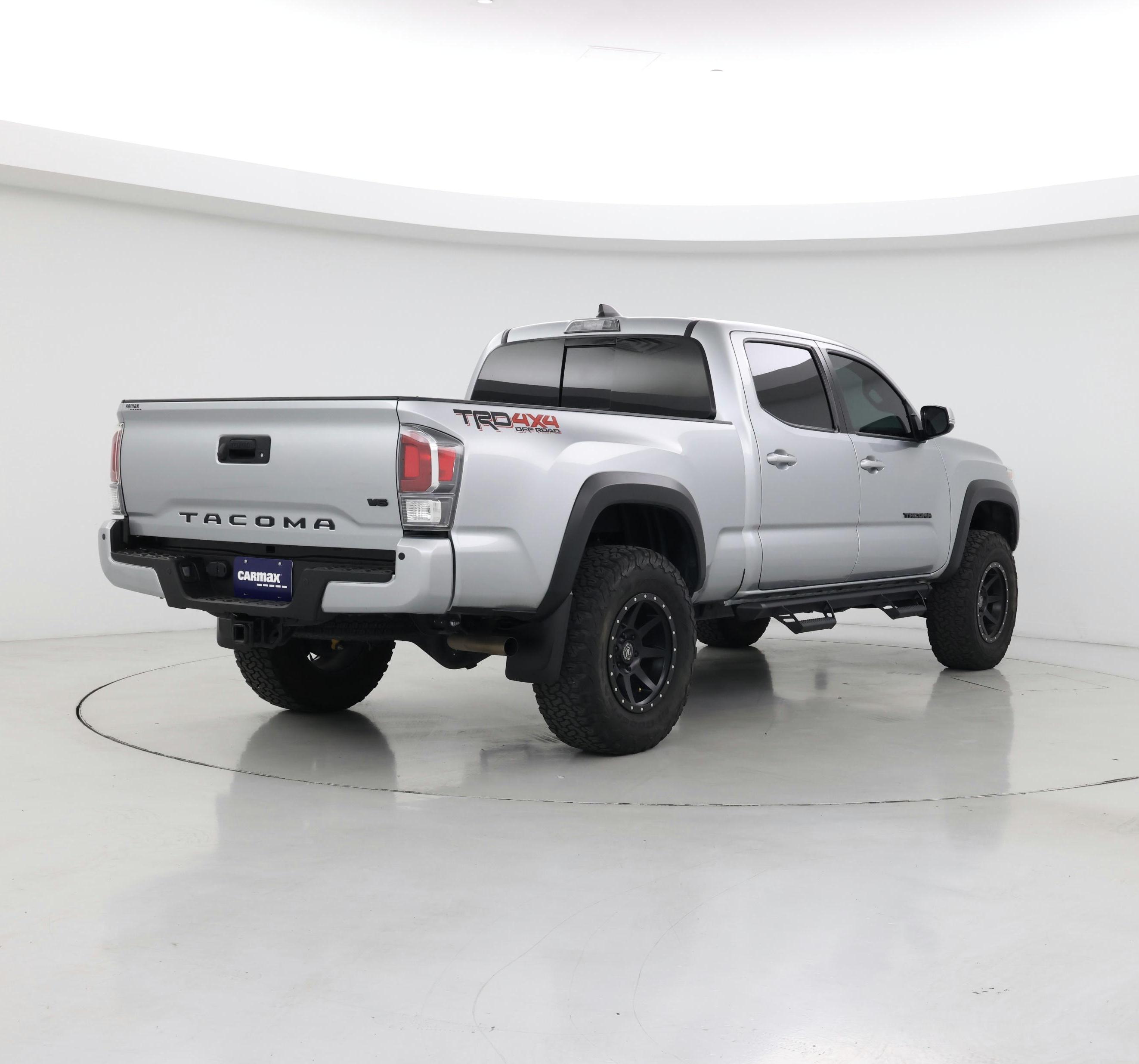 Thumbnail: 2022 Toyota Tacoma - 8