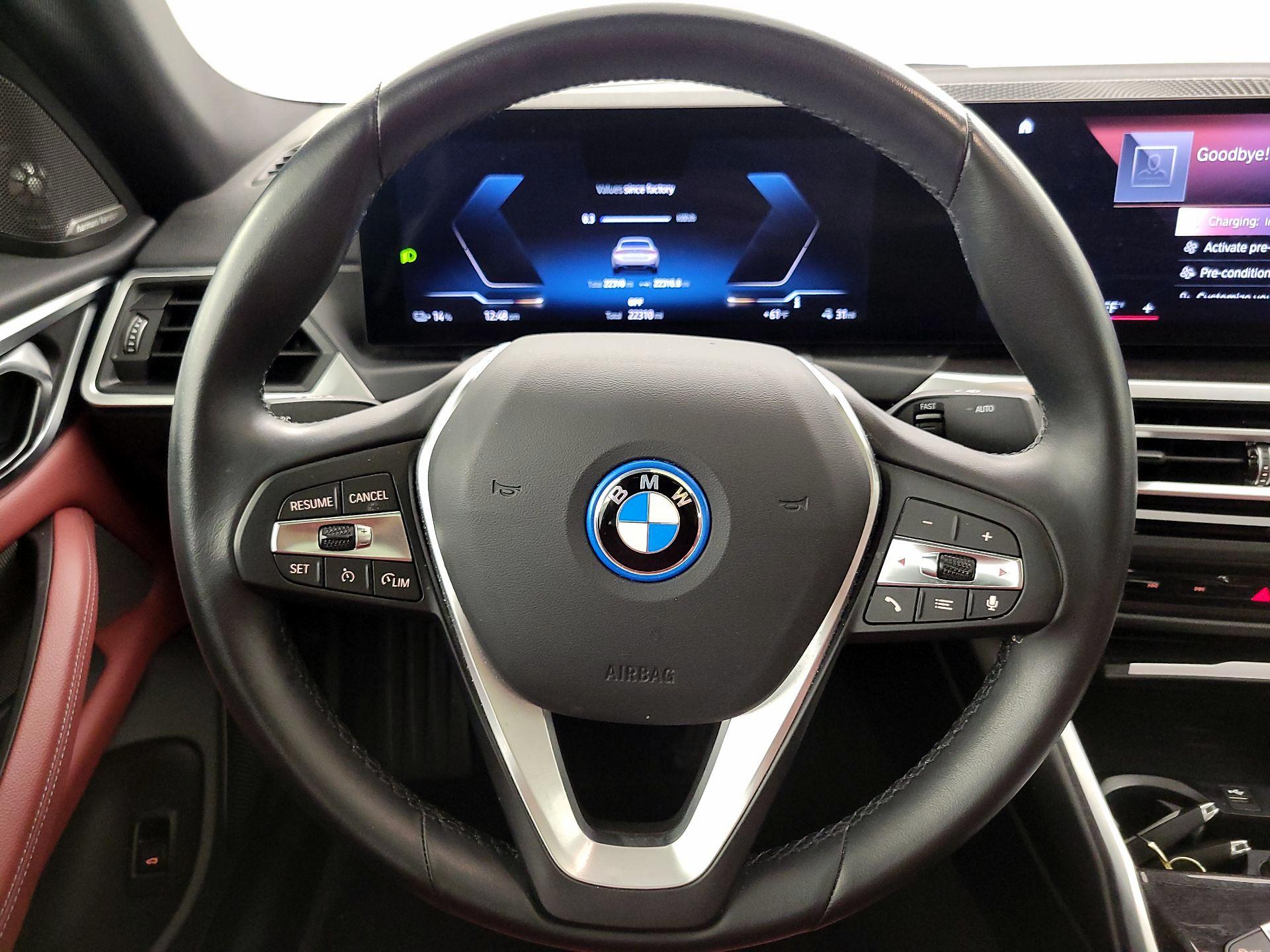 Thumbnail: 2023 BMW i4 - 10