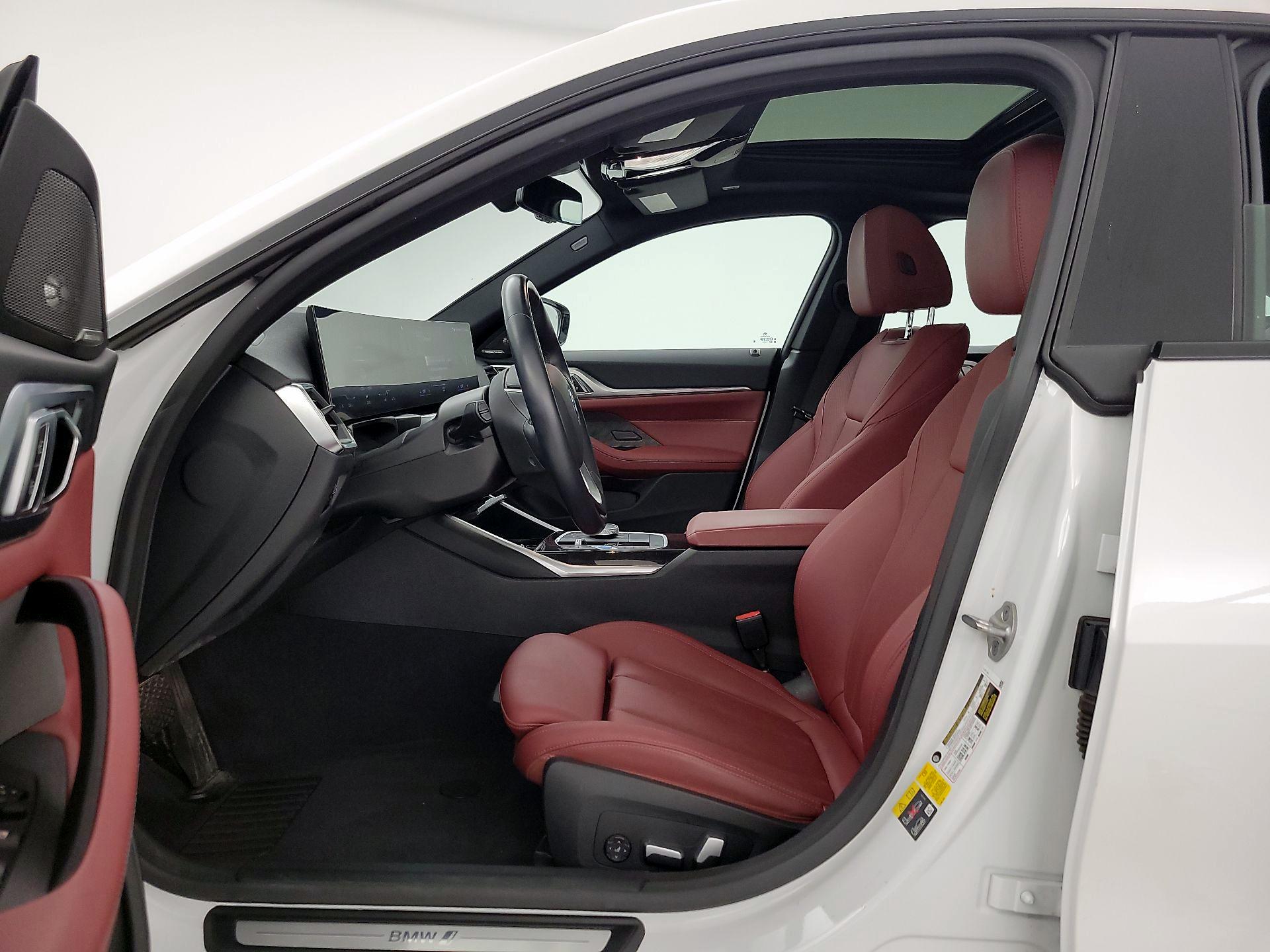 Thumbnail: 2023 BMW i4 - 11