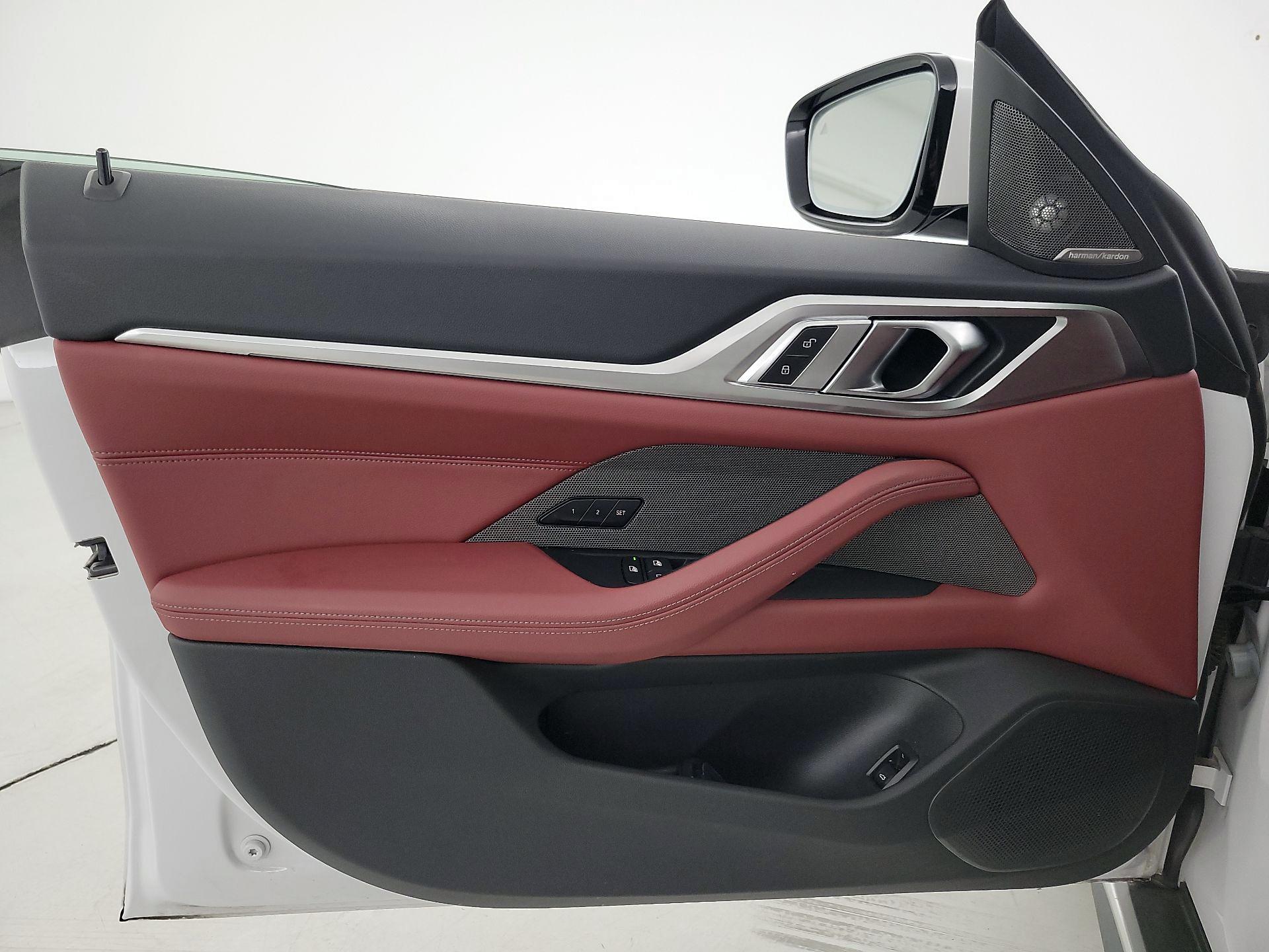 Thumbnail: 2023 BMW i4 - 12