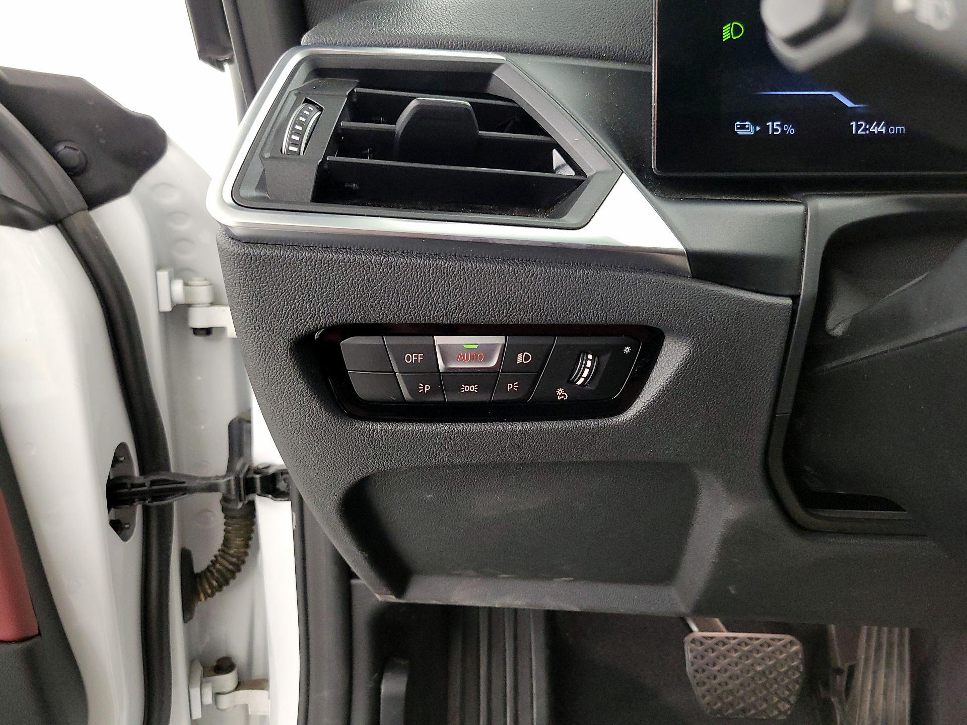 Thumbnail: 2023 BMW i4 - 13