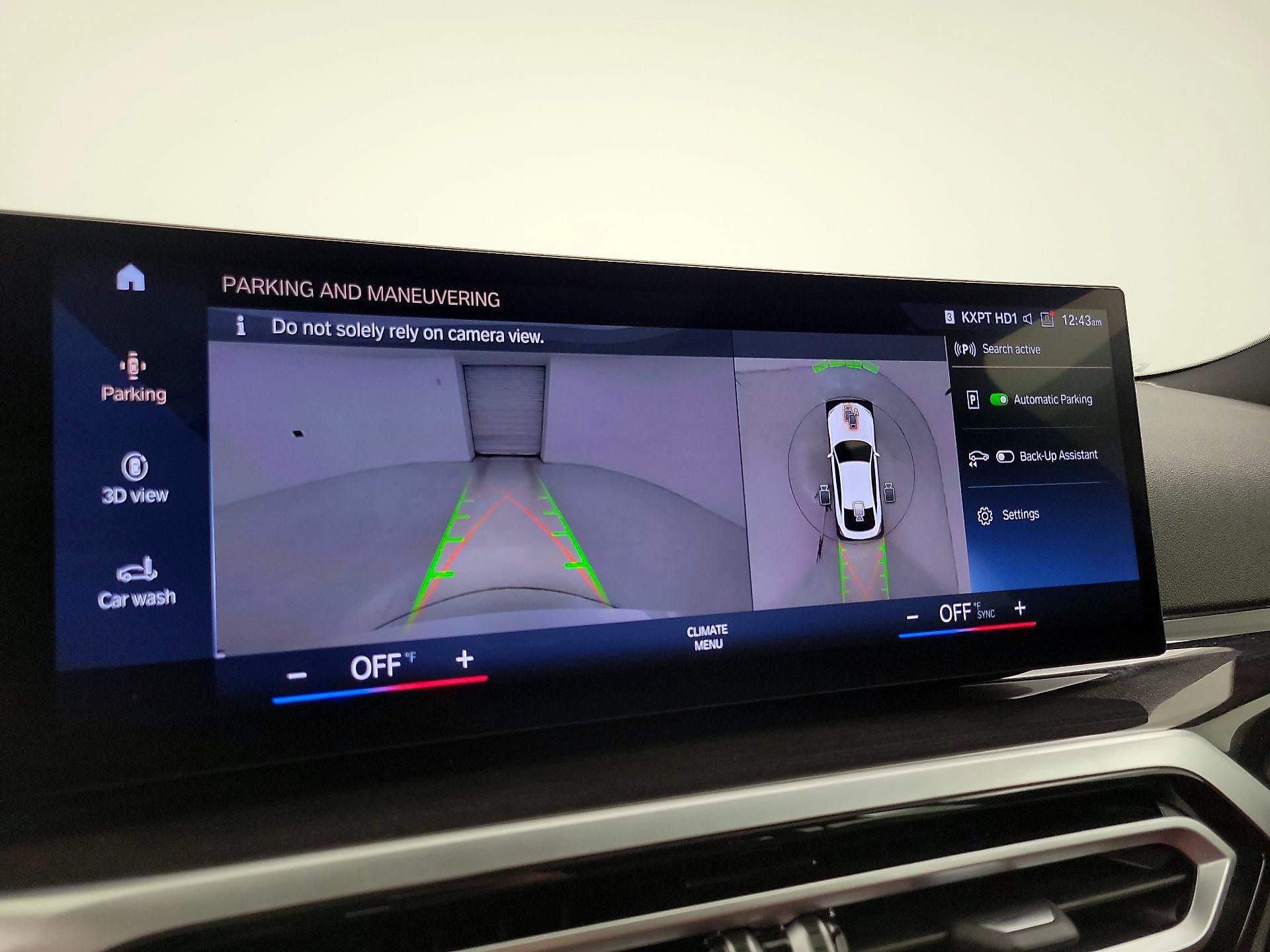 Thumbnail: 2023 BMW i4 - 15