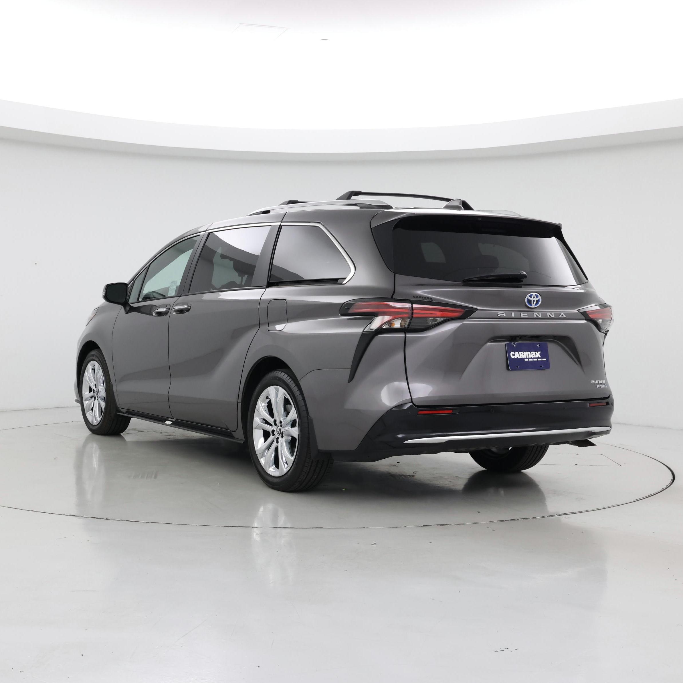 Thumbnail: 2024 Toyota Sienna - 2