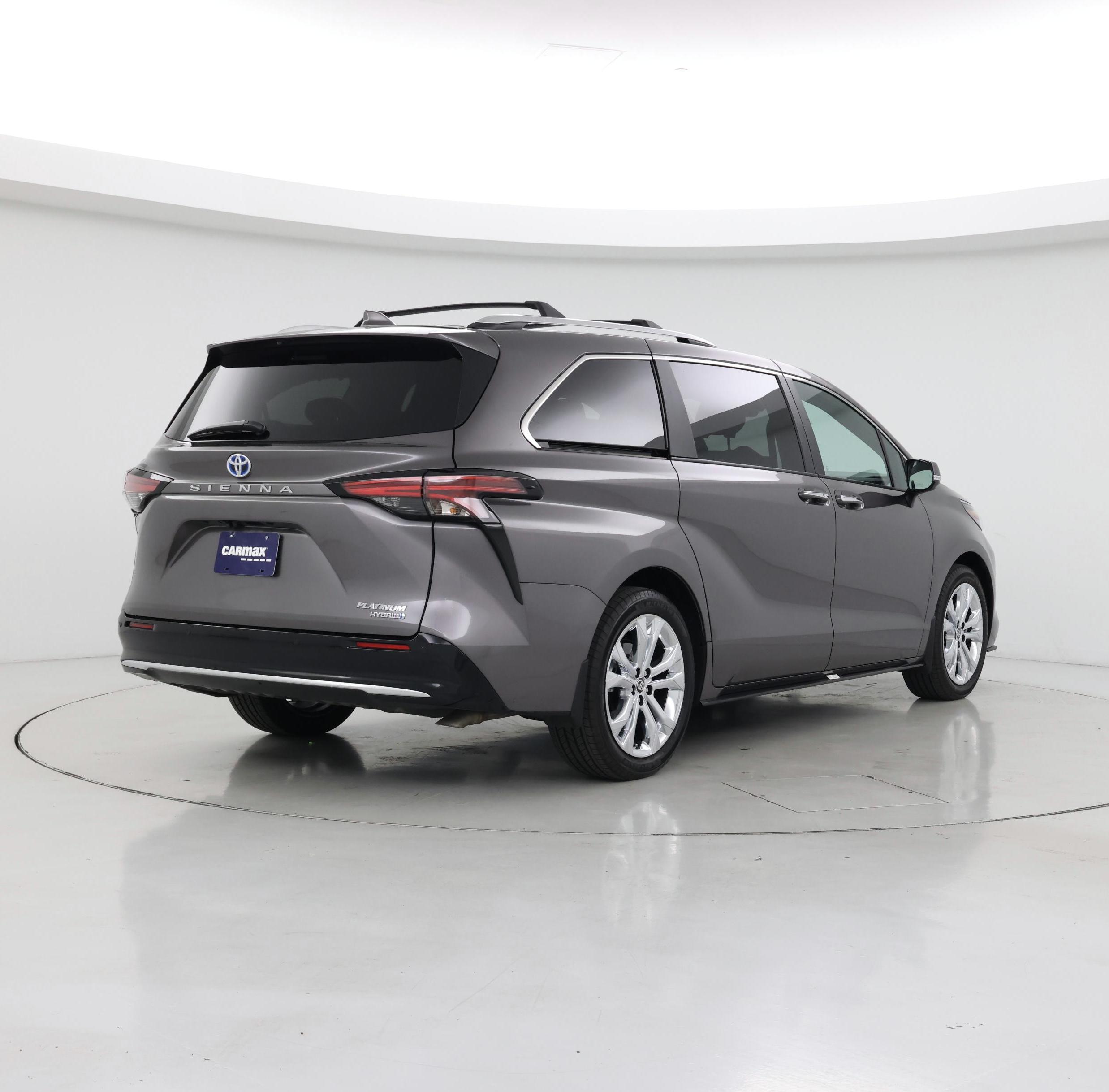 Thumbnail: 2024 Toyota Sienna - 8