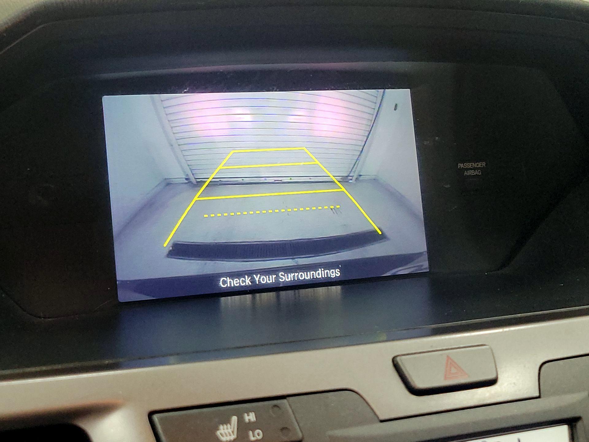 Thumbnail: 2015 Honda Odyssey - 14