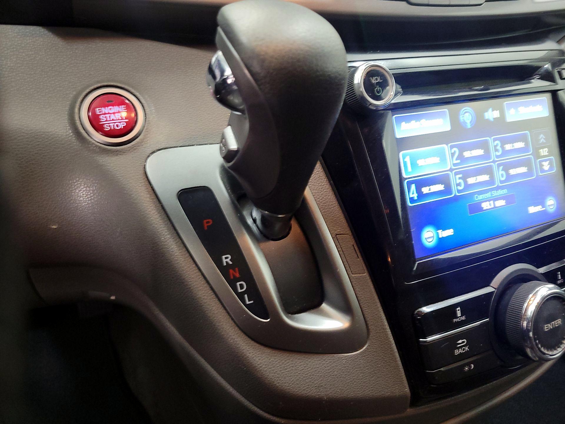 Thumbnail: 2015 Honda Odyssey - 17