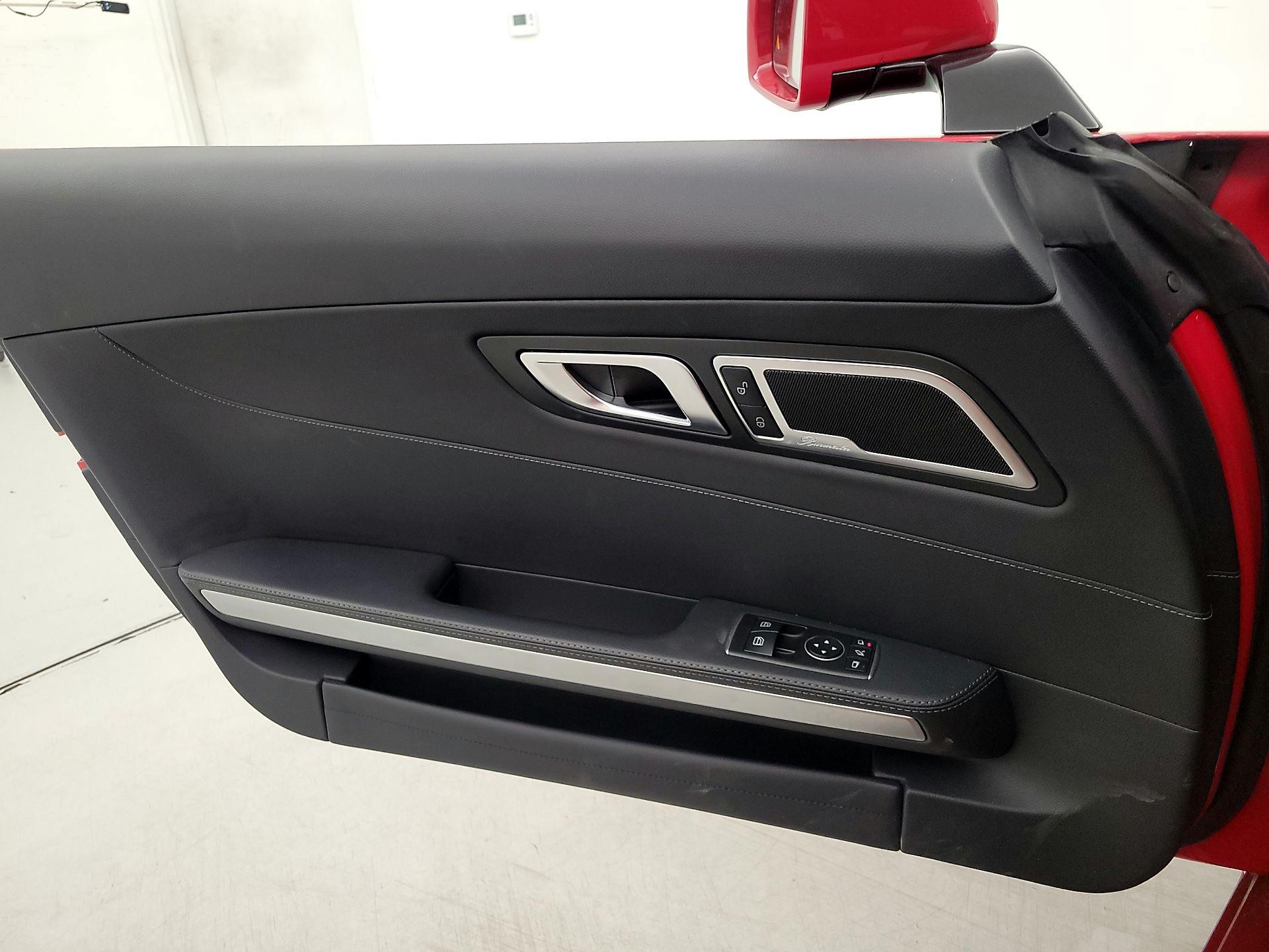 Thumbnail: 2020 Mercedes-Benz AMG GT - 12